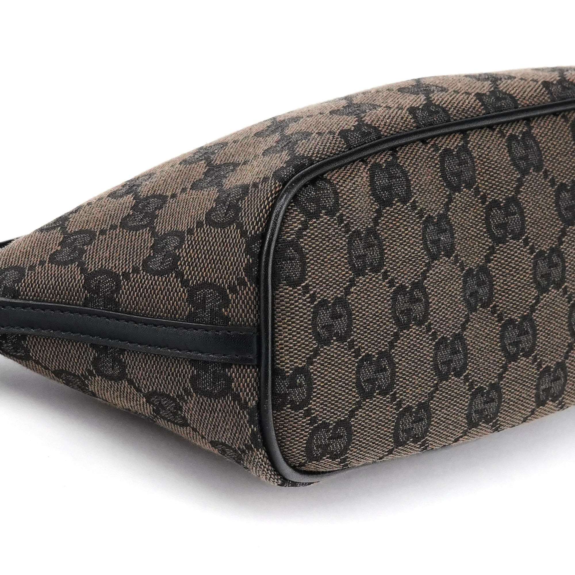 Gucci 039 1103 Brown GG Boat Pochette