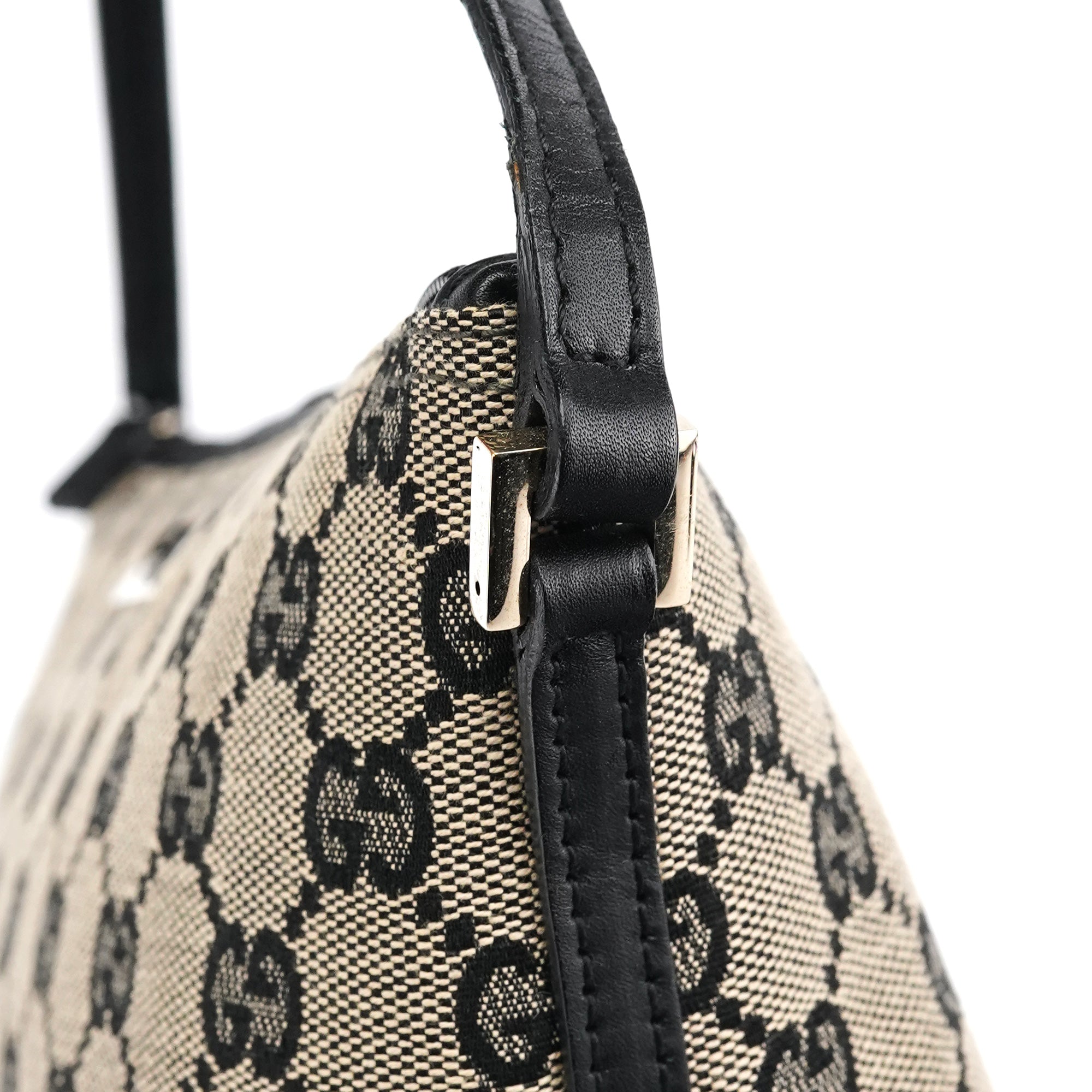 Gucci 039 1103 Grey Black GG Boat Pochette