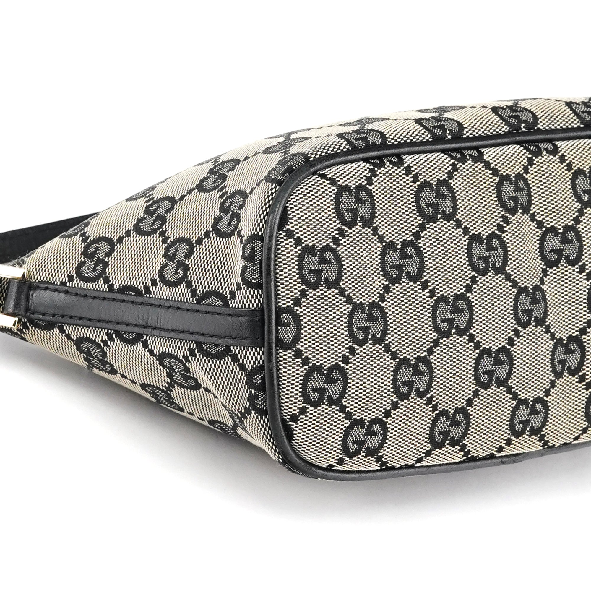 Gucci 039 1103 Grey Black GG Boat Pochette
