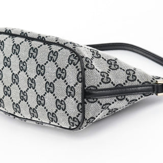 Gucci 039 1103 Grey Black GG Boat Pochette