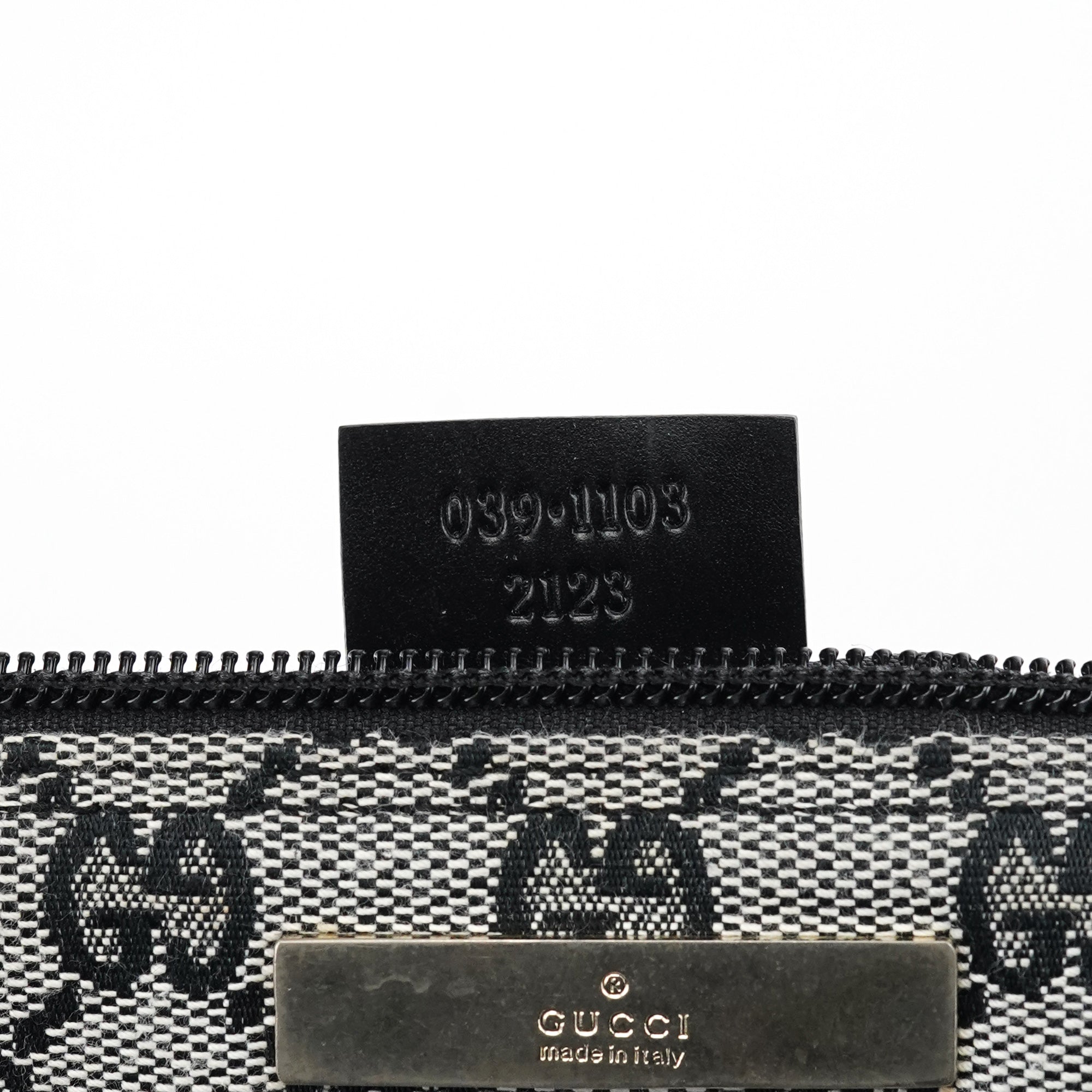 Gucci 039 1103 Grey Black GG Boat Pochette