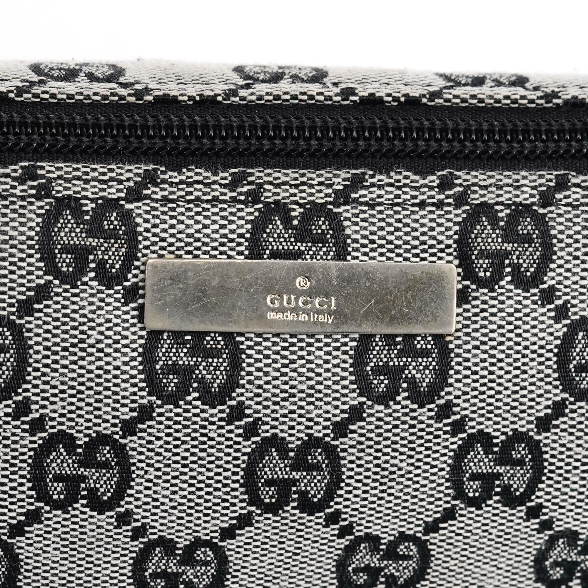 Gucci 039 1103 Grey Black GG Boat Pochette