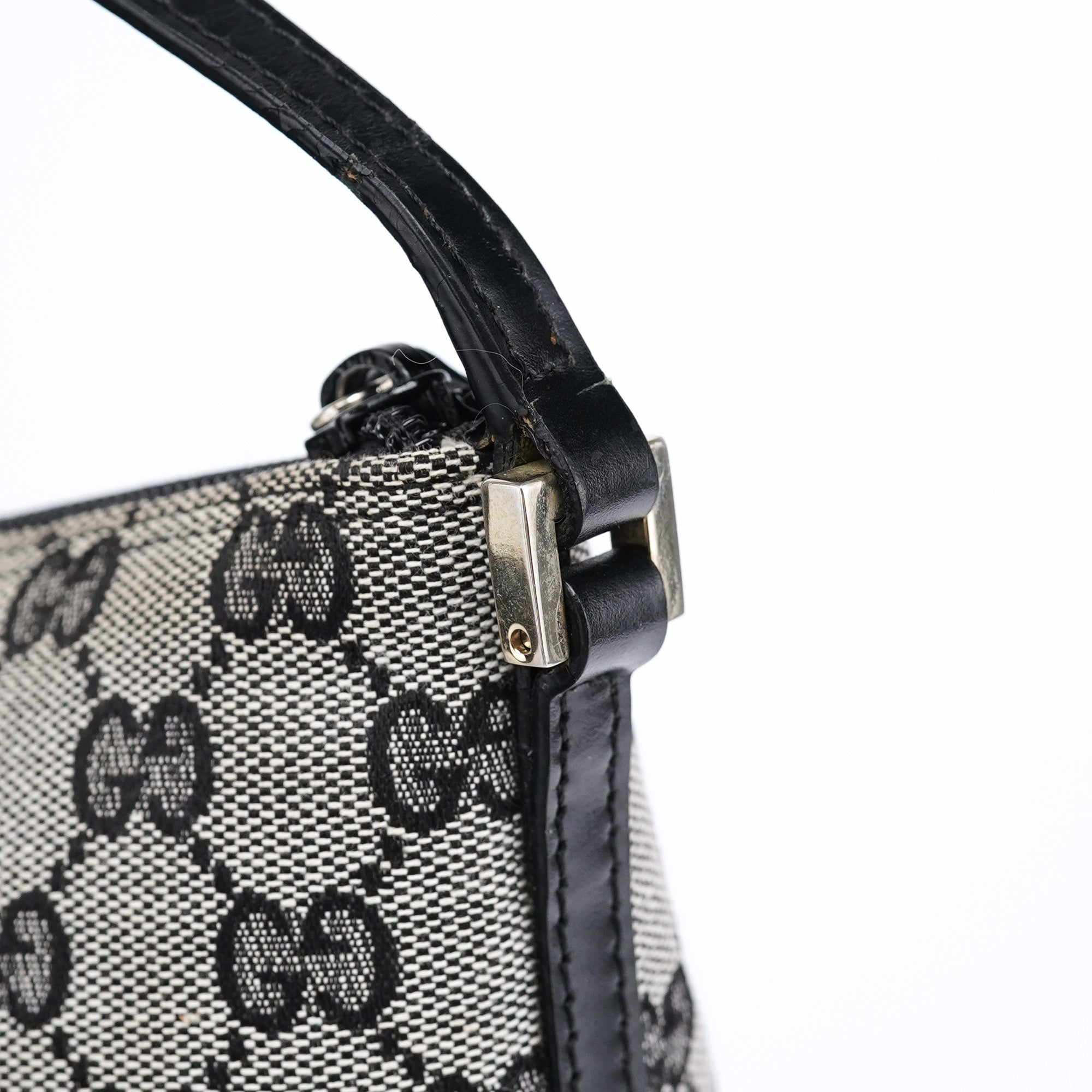 Gucci 039 1103 Grey GG Boat Pochette