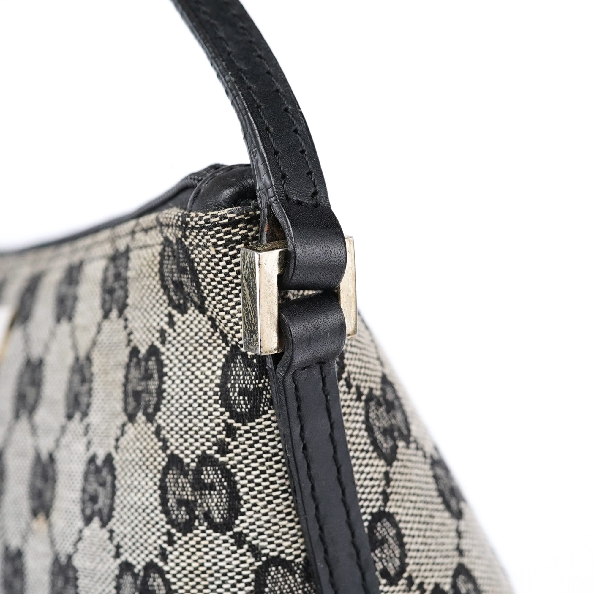Gucci 039 1103 Grey GG Boat Pochette