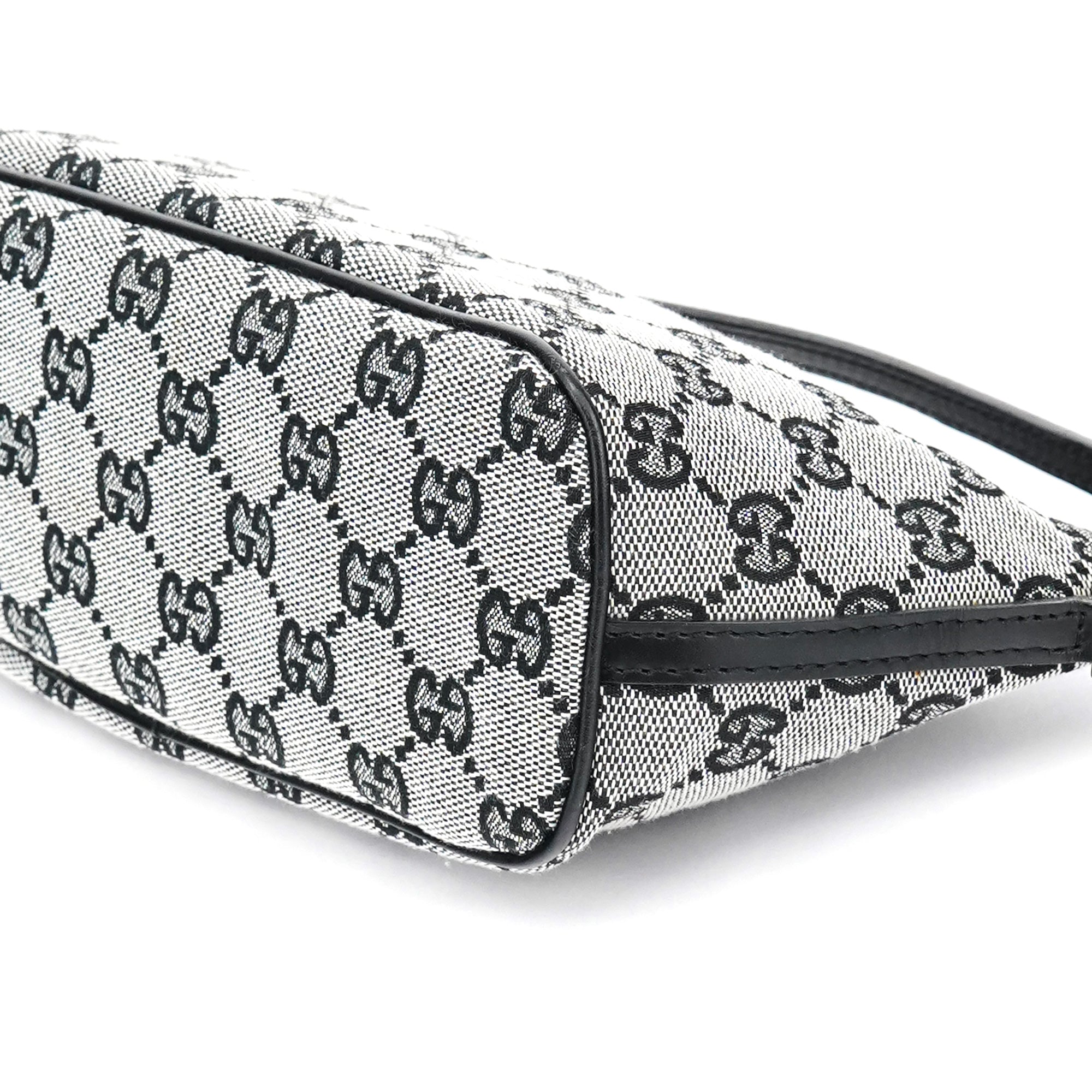 Gucci 039 1103 Grey GG Boat Pochette