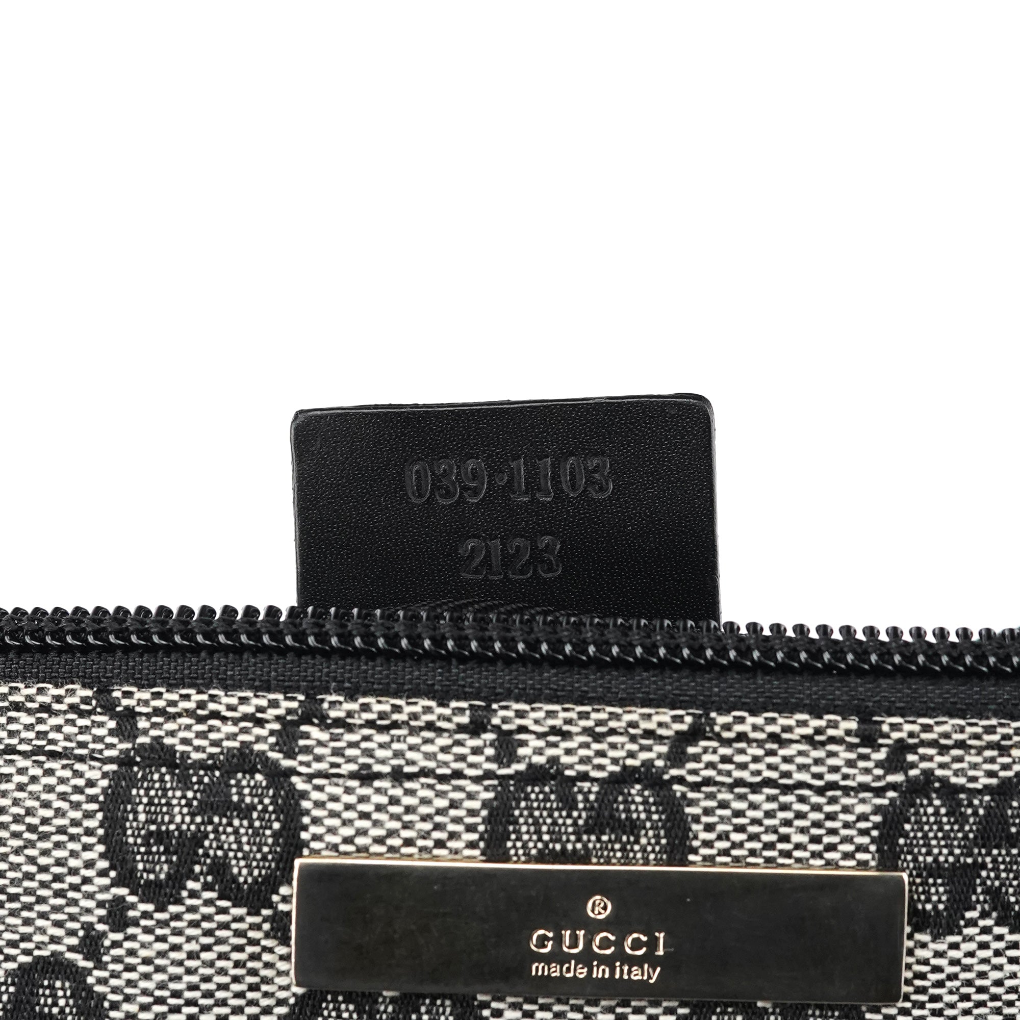 Gucci 039 1103 Grey GG Boat Pochette