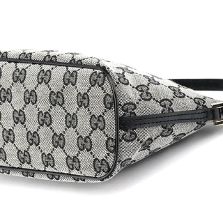 Gucci 039 1103 Grey GG Boat Pochette
