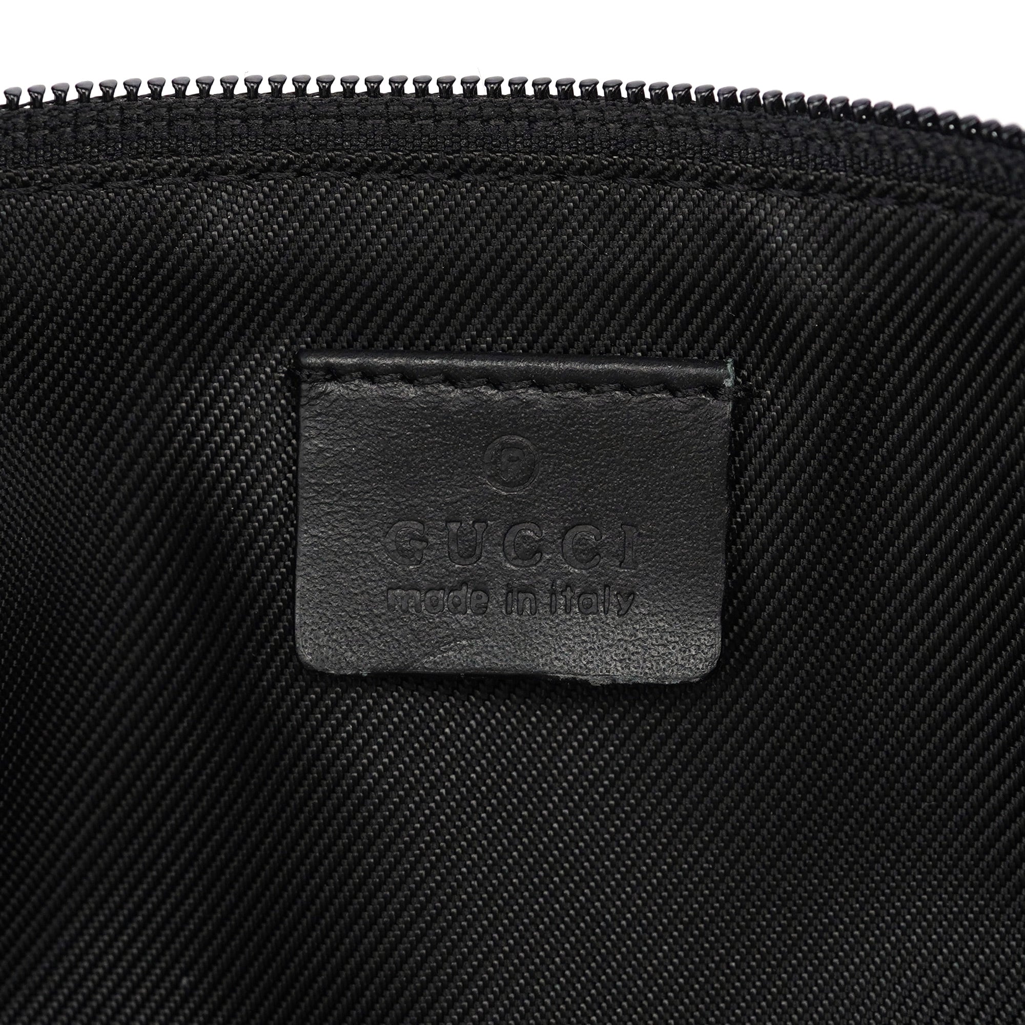 Gucci 039 1103 GG Boat Pochette en toile GG grise