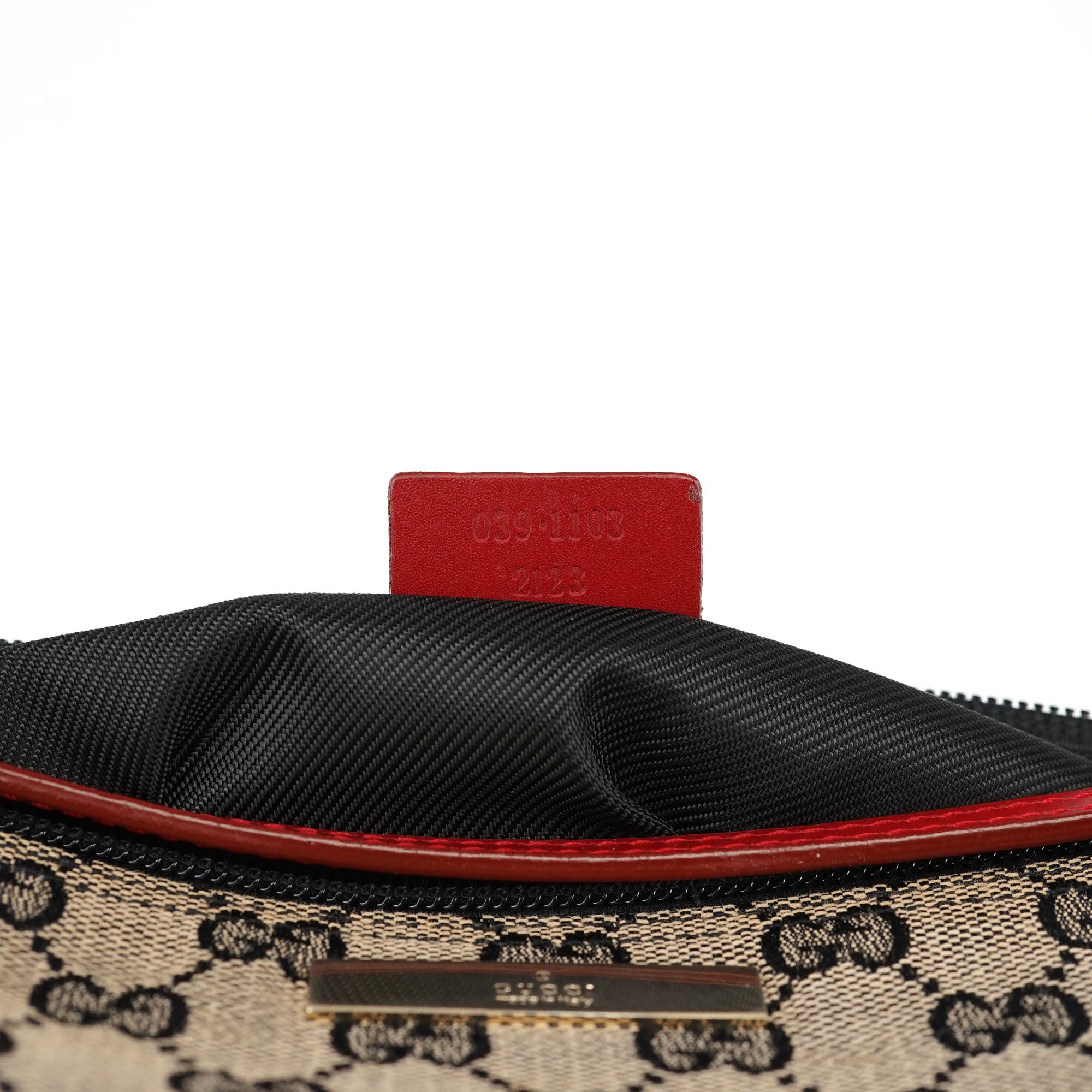 Gucci 039 1103 GG Boat Pochette en toile GG grise et rouge