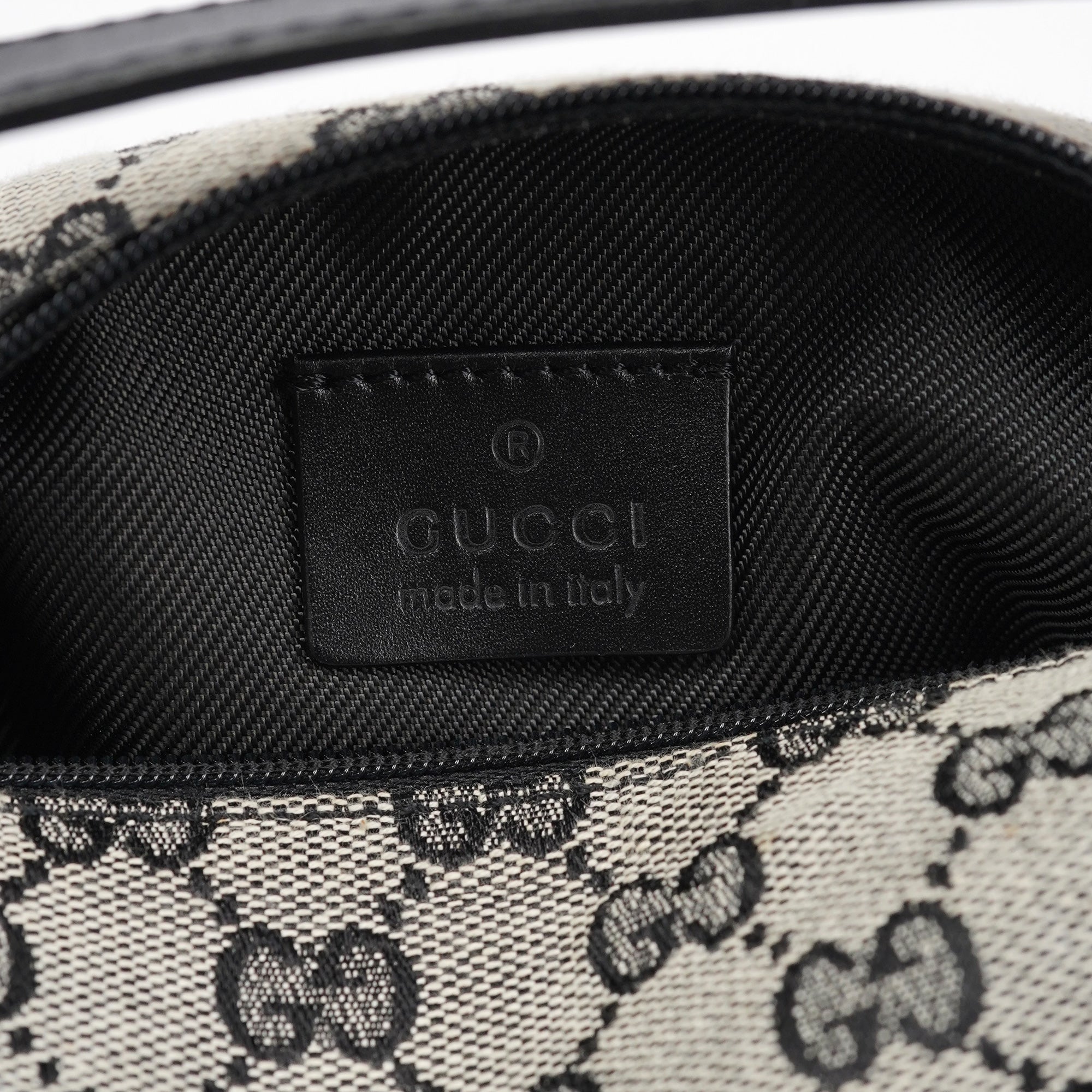 Gucci 039 1147 Grey GG Handbag