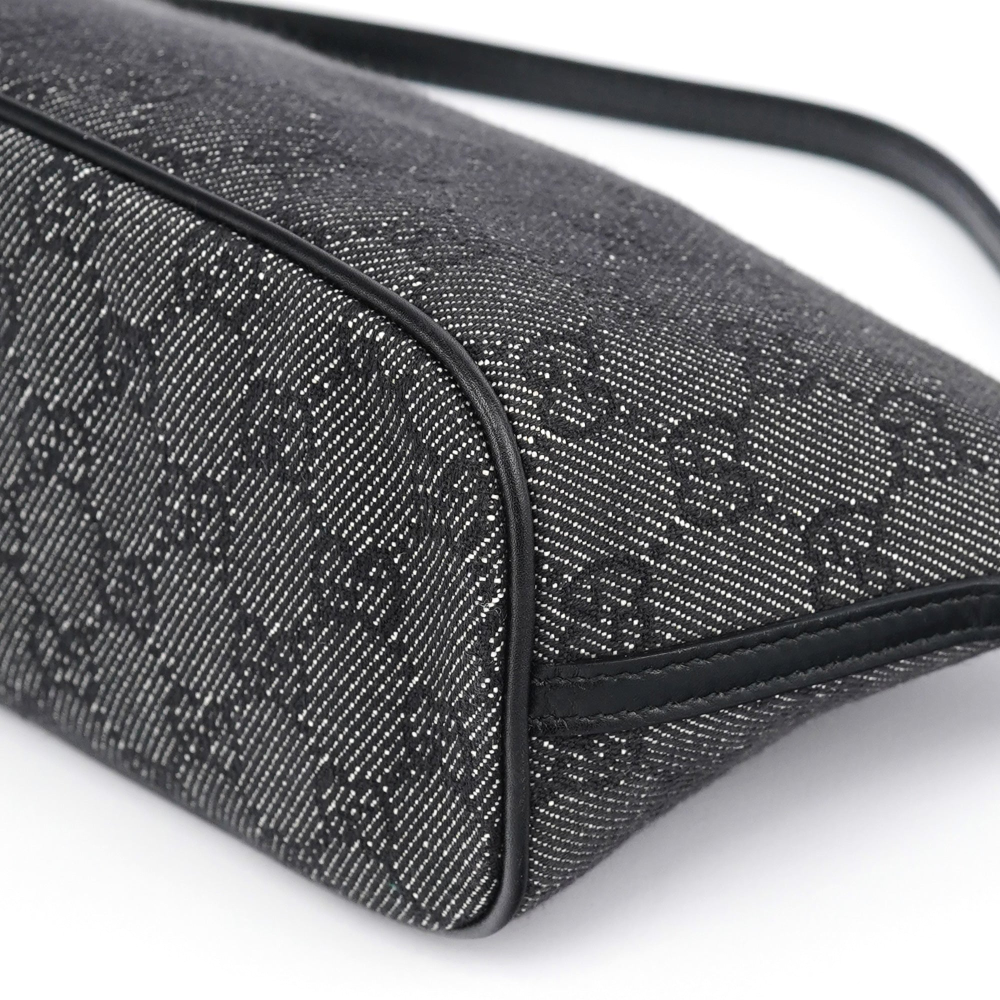 Gucci 07198 Anthracite Denim GG Boat Pochette