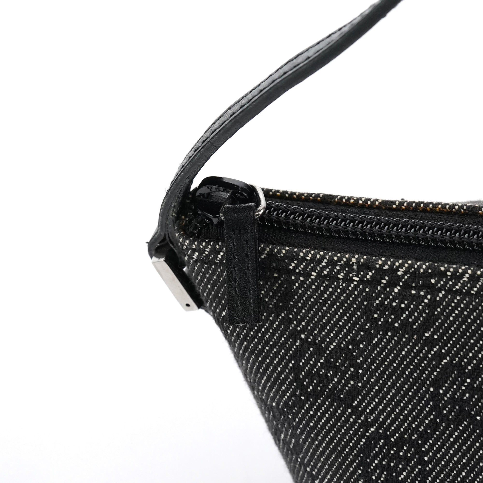 Gucci 07198 Anthracite Denim GG Boat Pochette