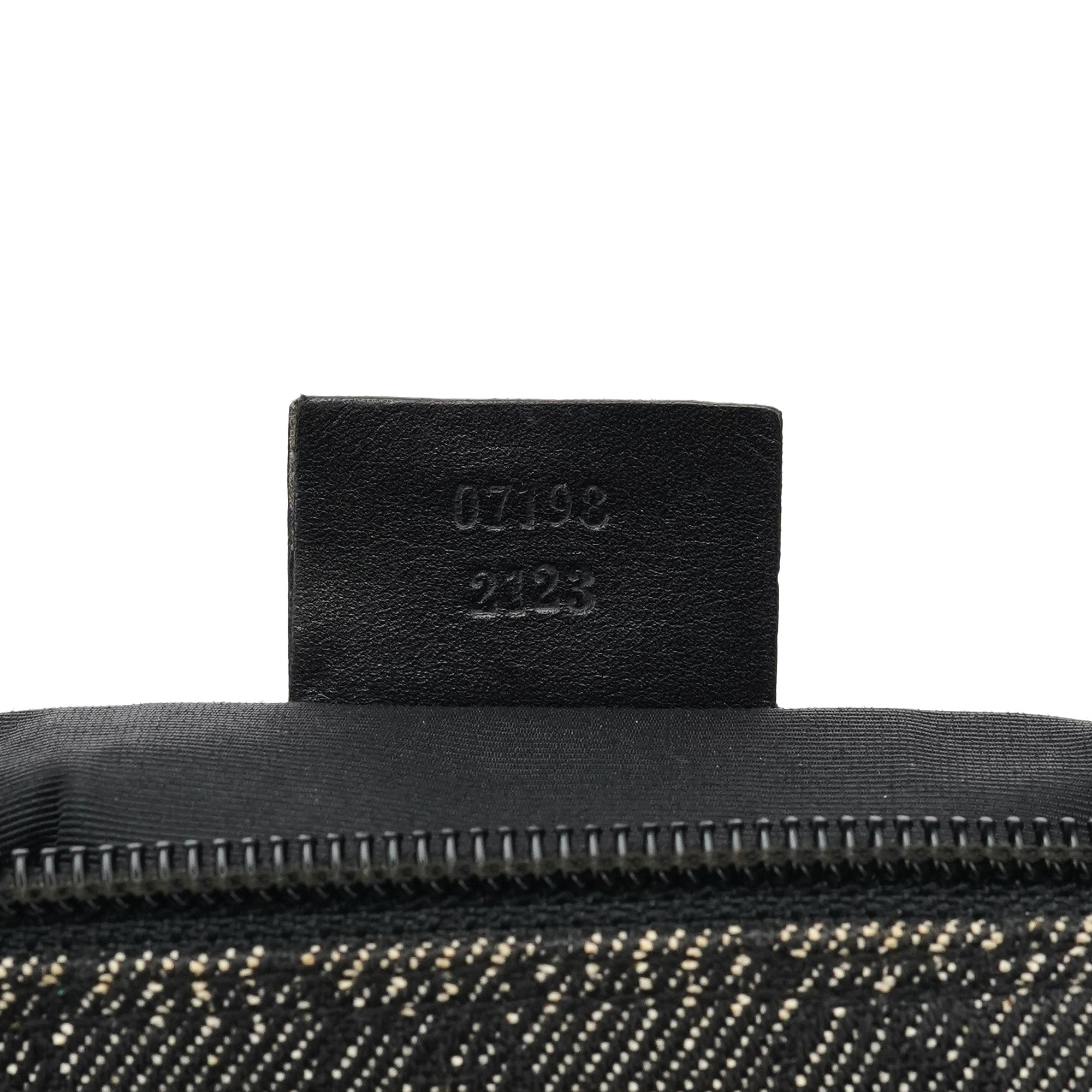 Gucci 07198 Anthracite Denim GG Boat Pochette