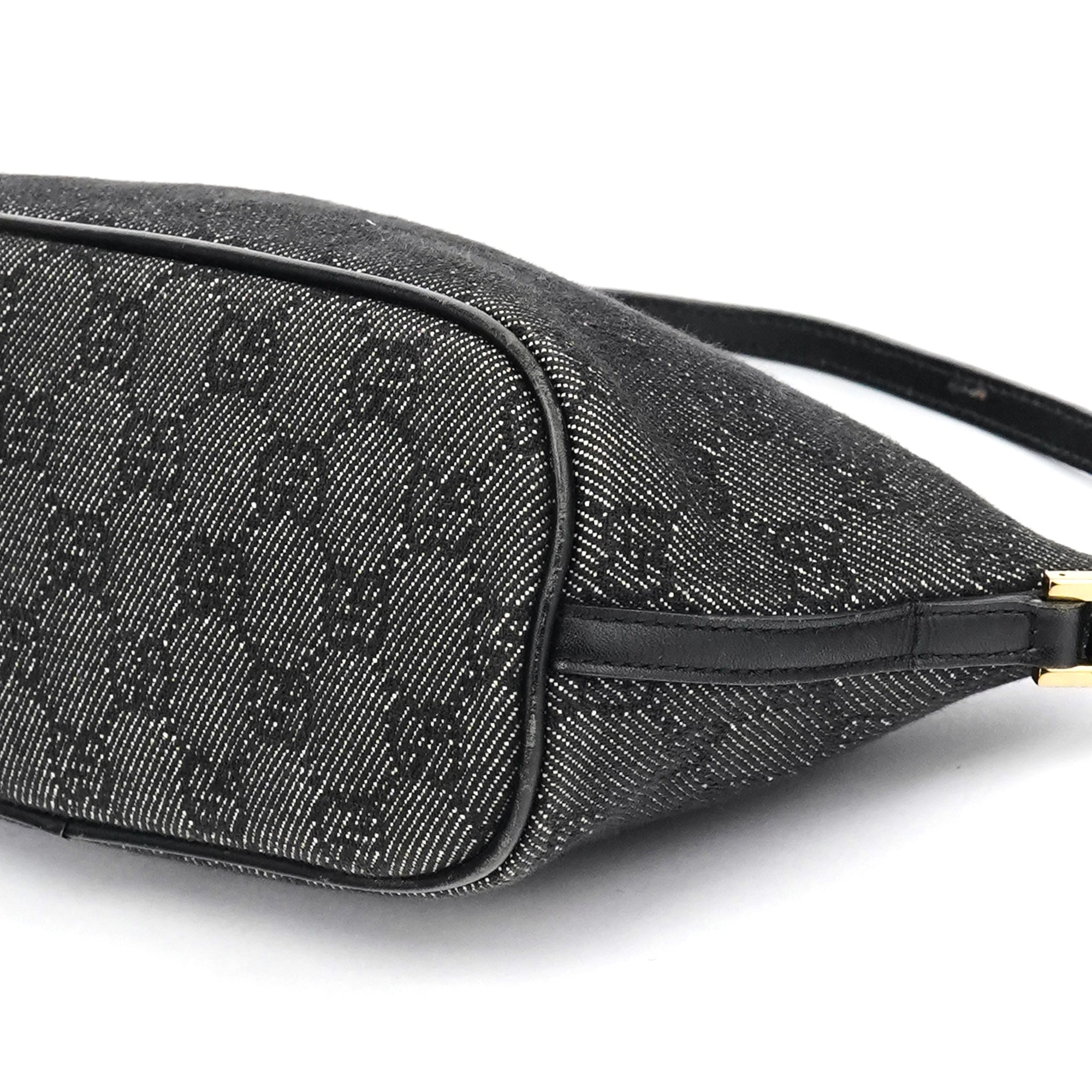 Gucci 07198 Anthracite Denim GG Boat Pochette