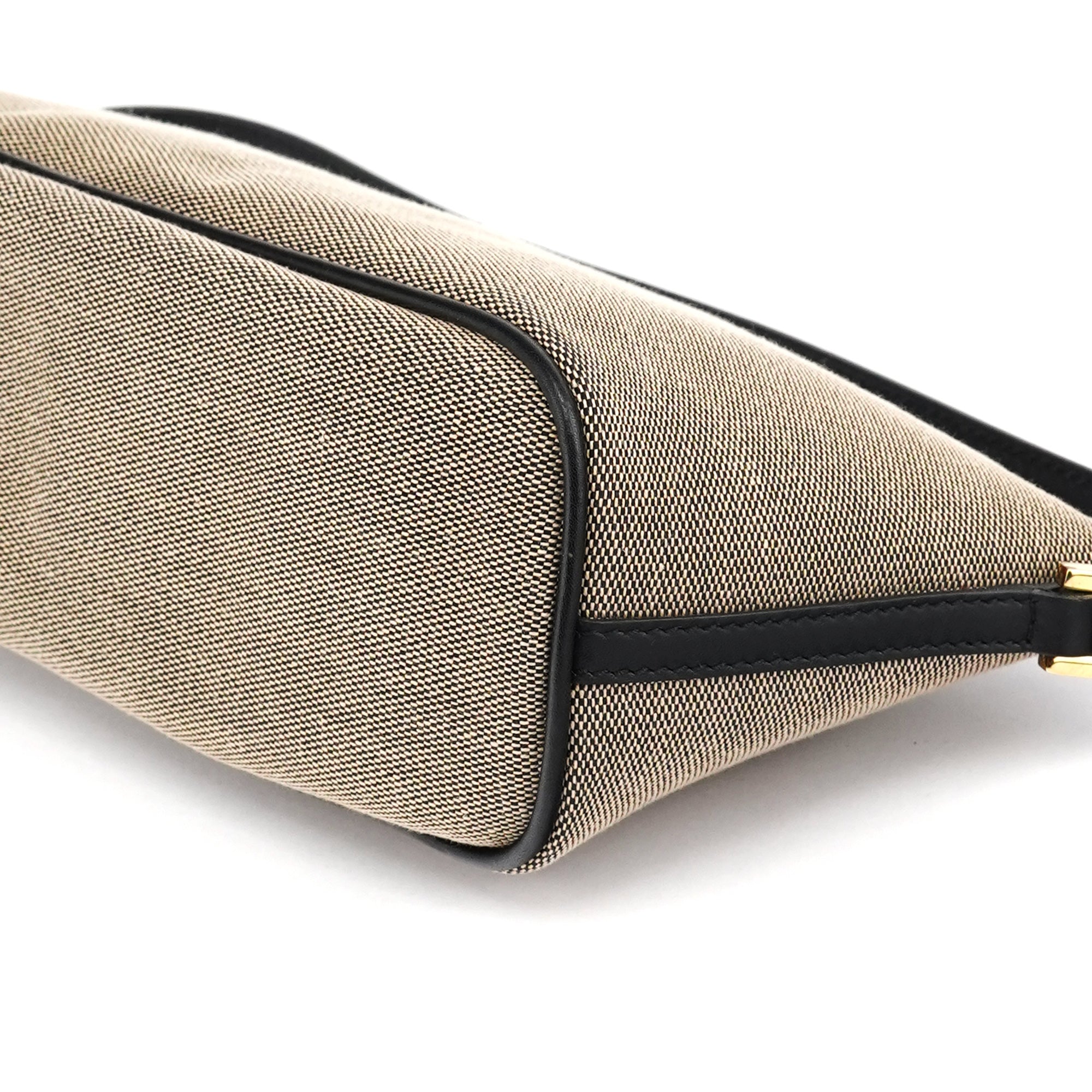 Gucci 07198 Beige Black Canvas Boat Pochette