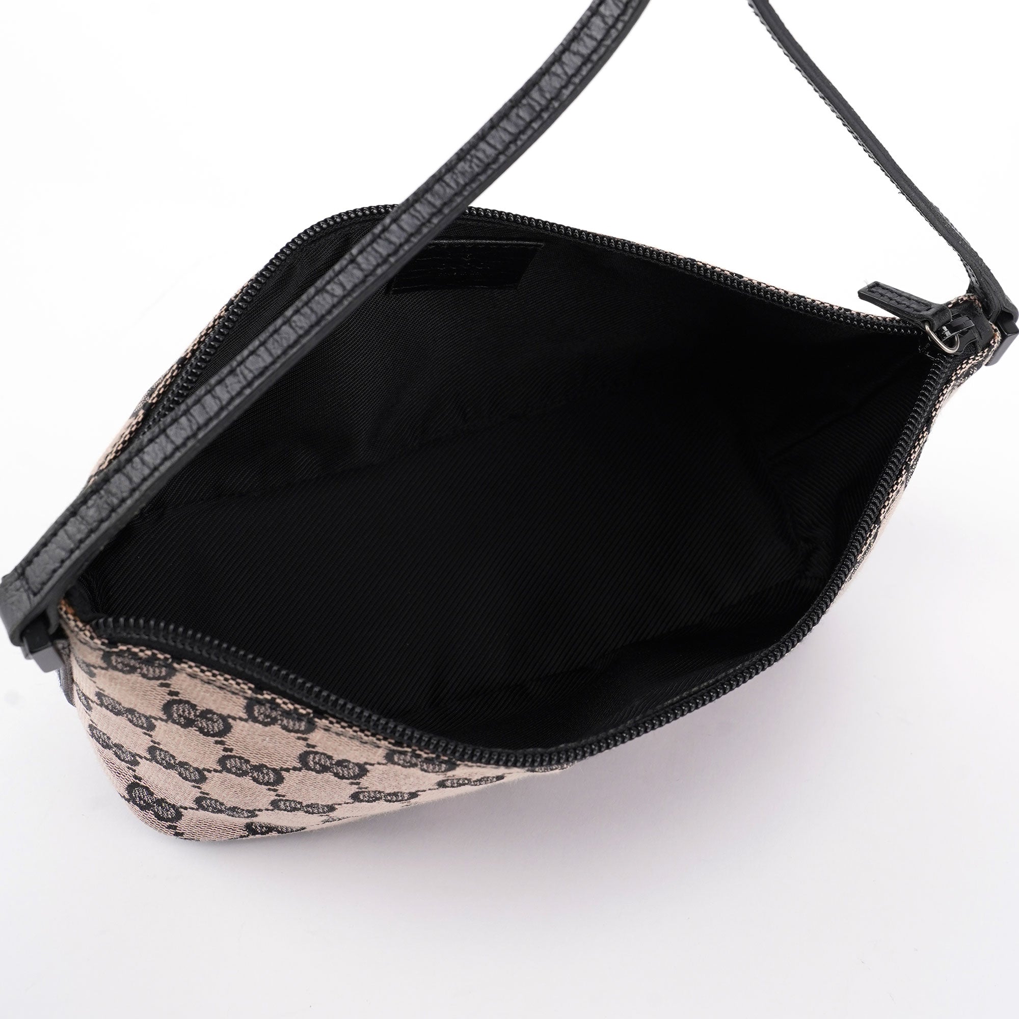 Gucci 07198 Beige Black GG Boat Pochette