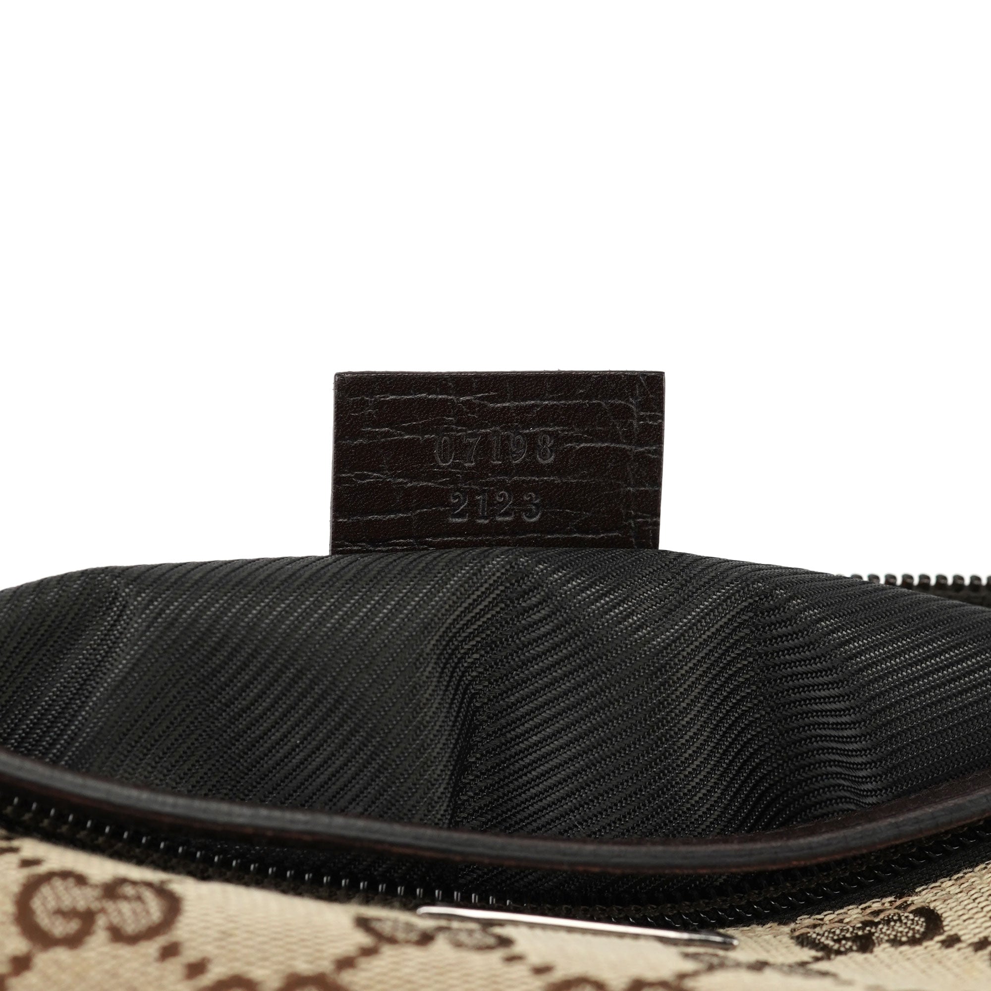 Gucci 07198 Beige GG Boat Pochette