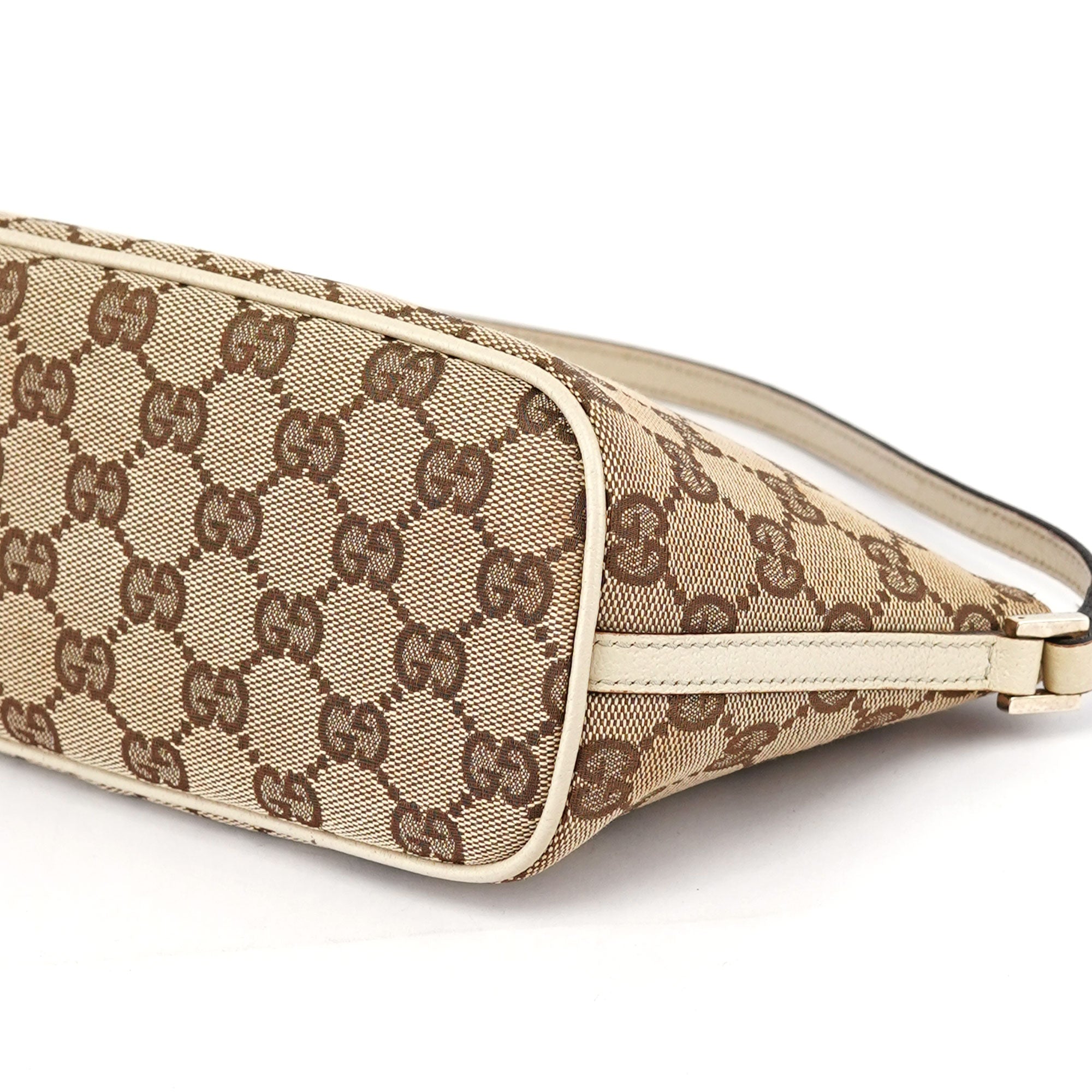 Gucci 07198 Beige GG Boat Pochette