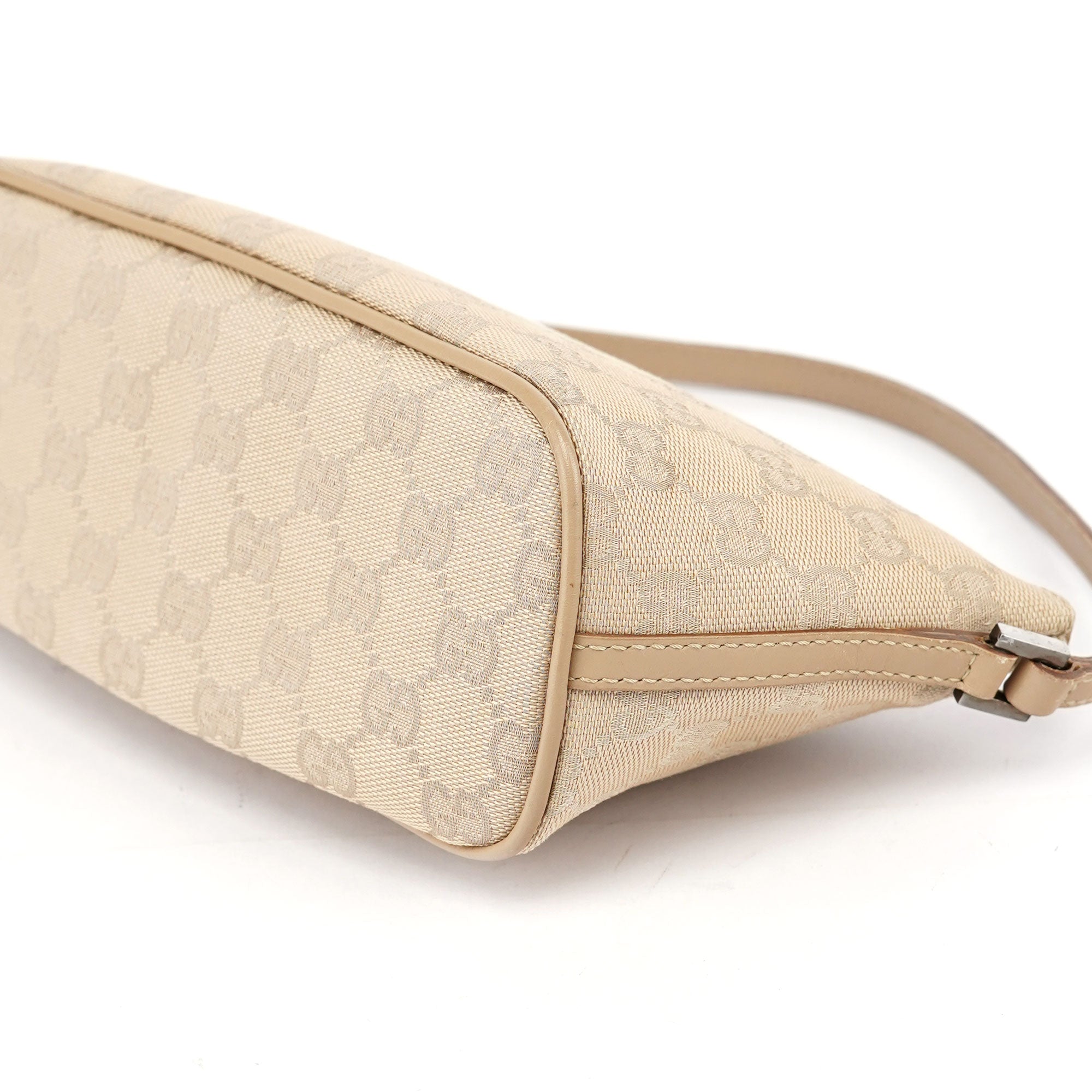 Gucci 07198 Beige GG Boat Pochette