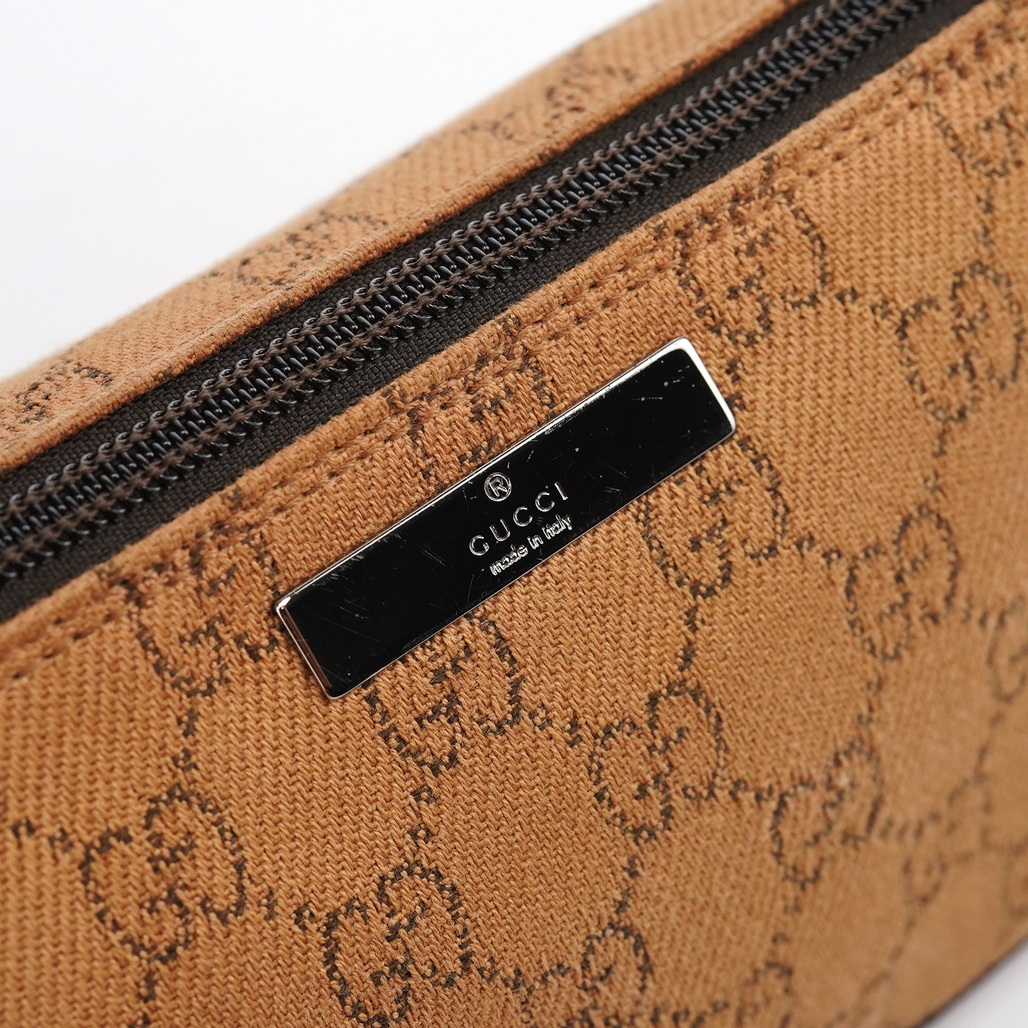 Gucci 07198 Beige GG Boat Pochette