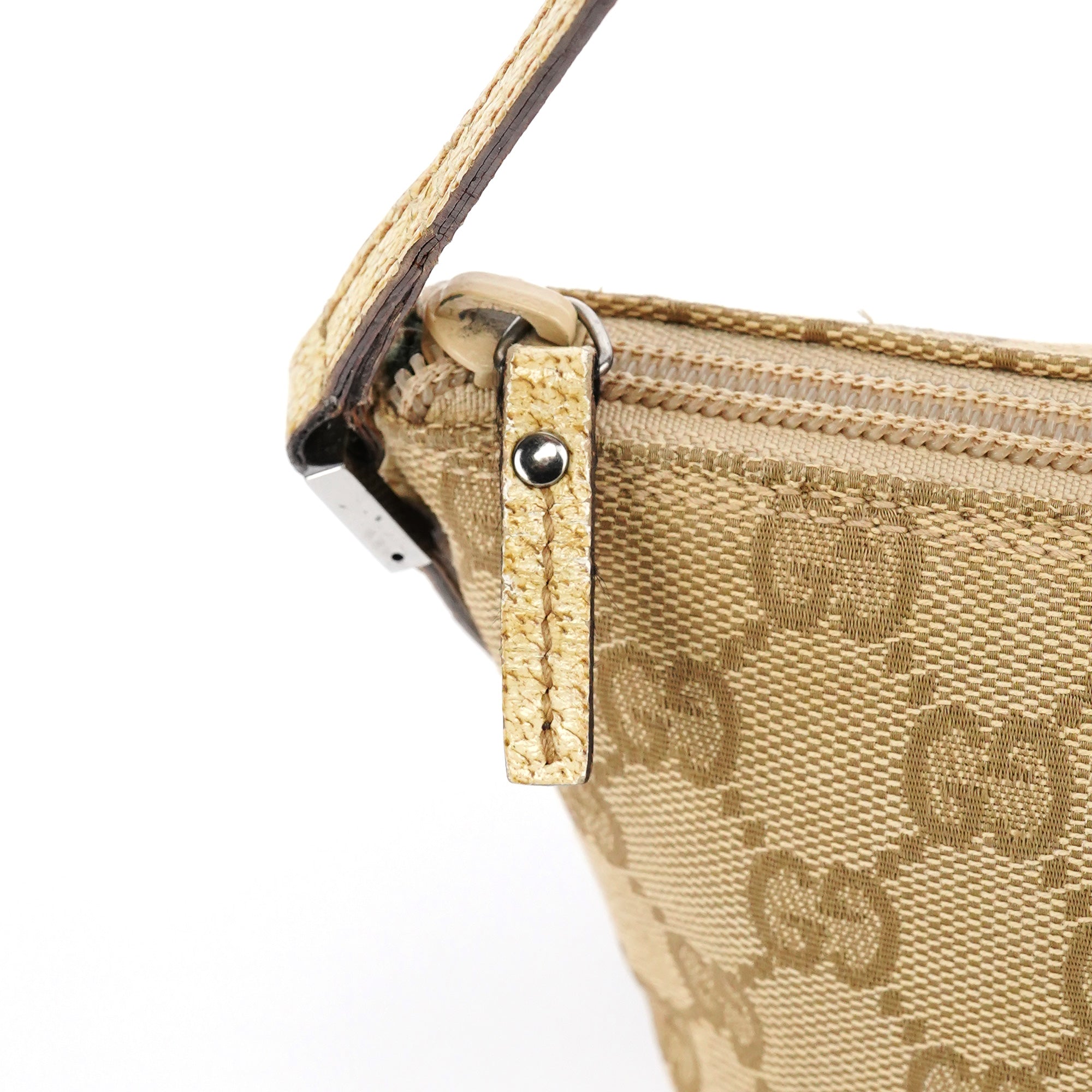 Gucci 07198 Beige GG Boat Pochette