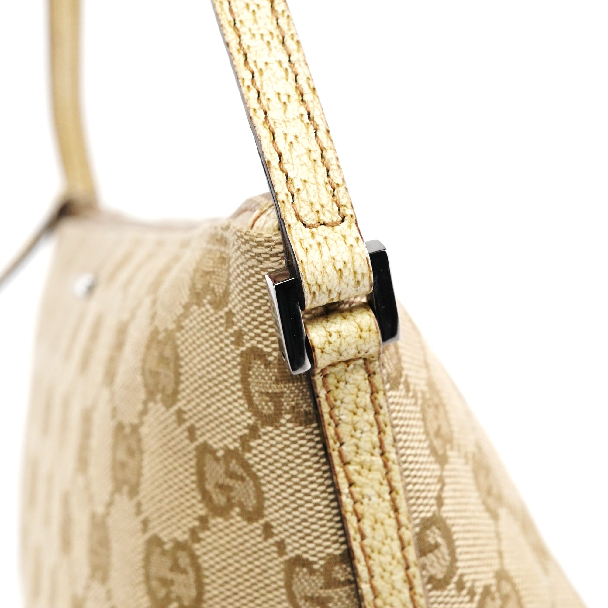 Gucci 07198 Beige GG Boat Pochette