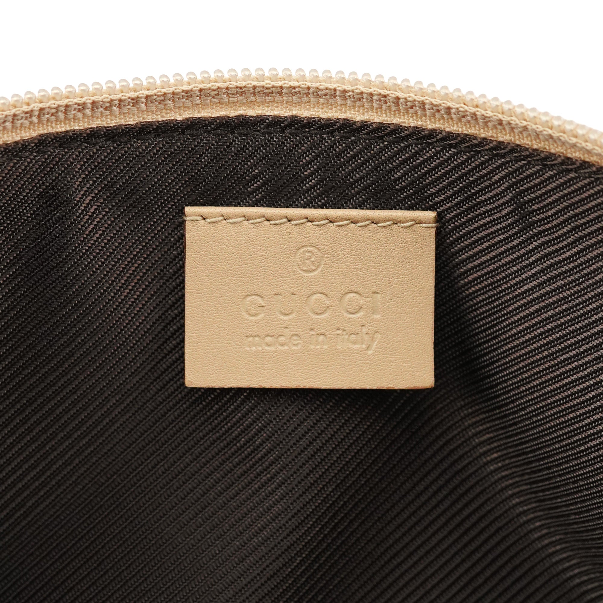 Gucci 07198 Beige GG Boat Pochette