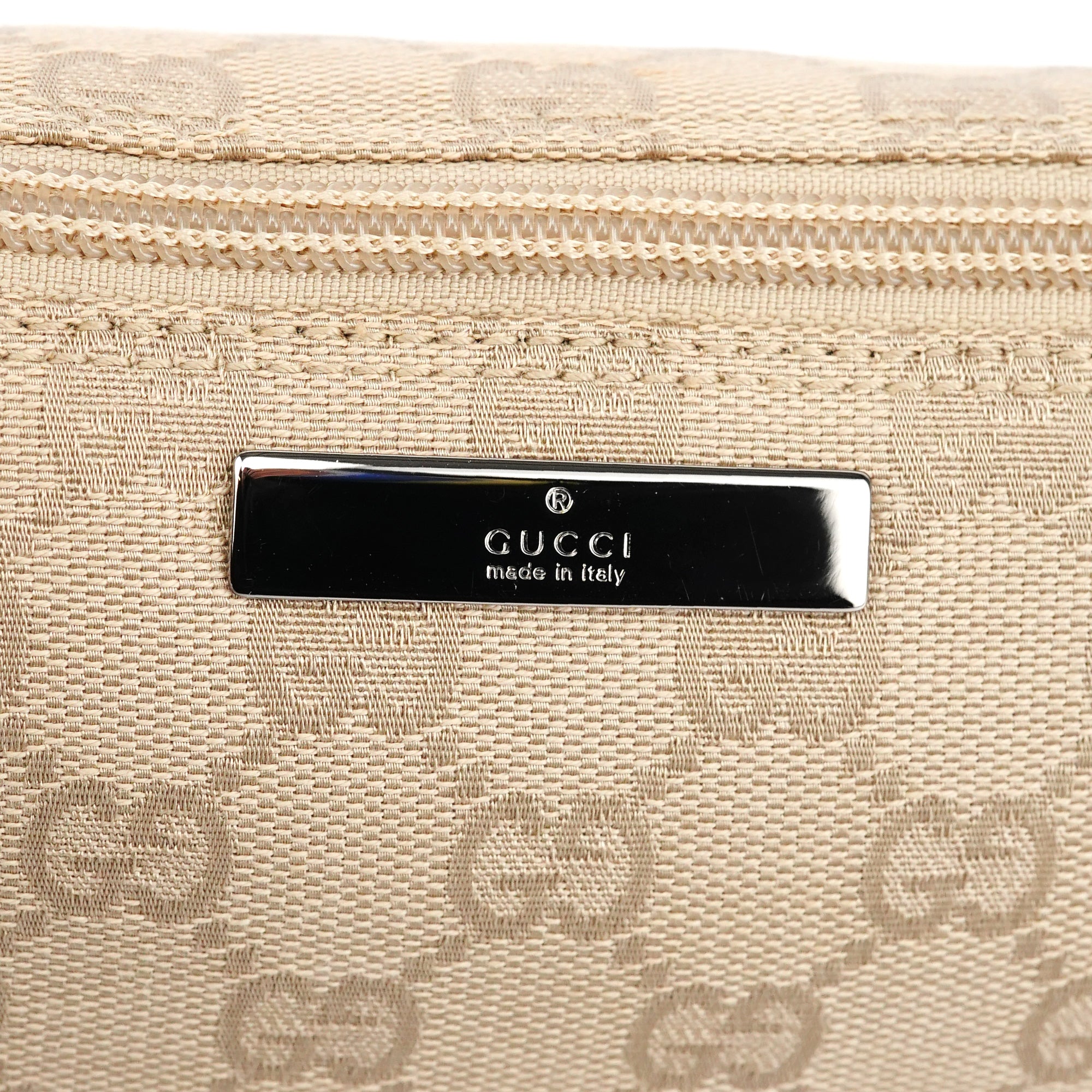 Gucci 07198 Beige GG Boat Pochette