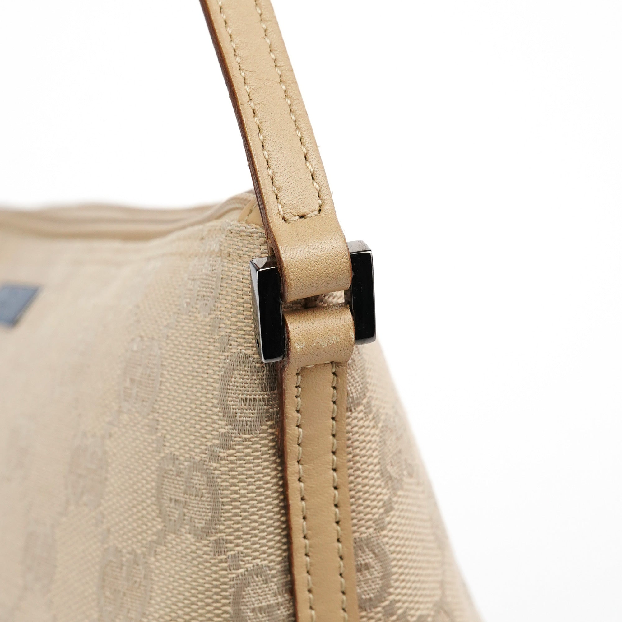 Gucci 07198 Beige GG Boat Pochette
