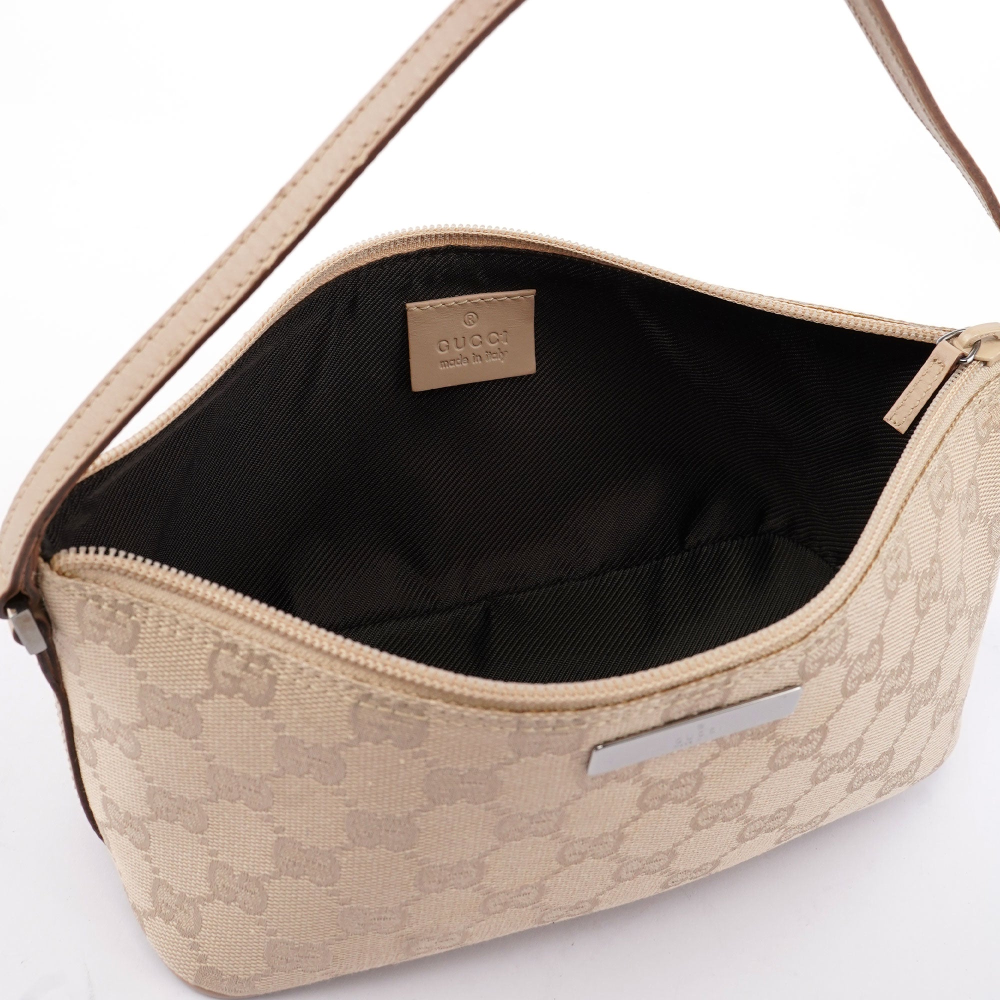 Gucci 07198 Beige GG Boat Pochette