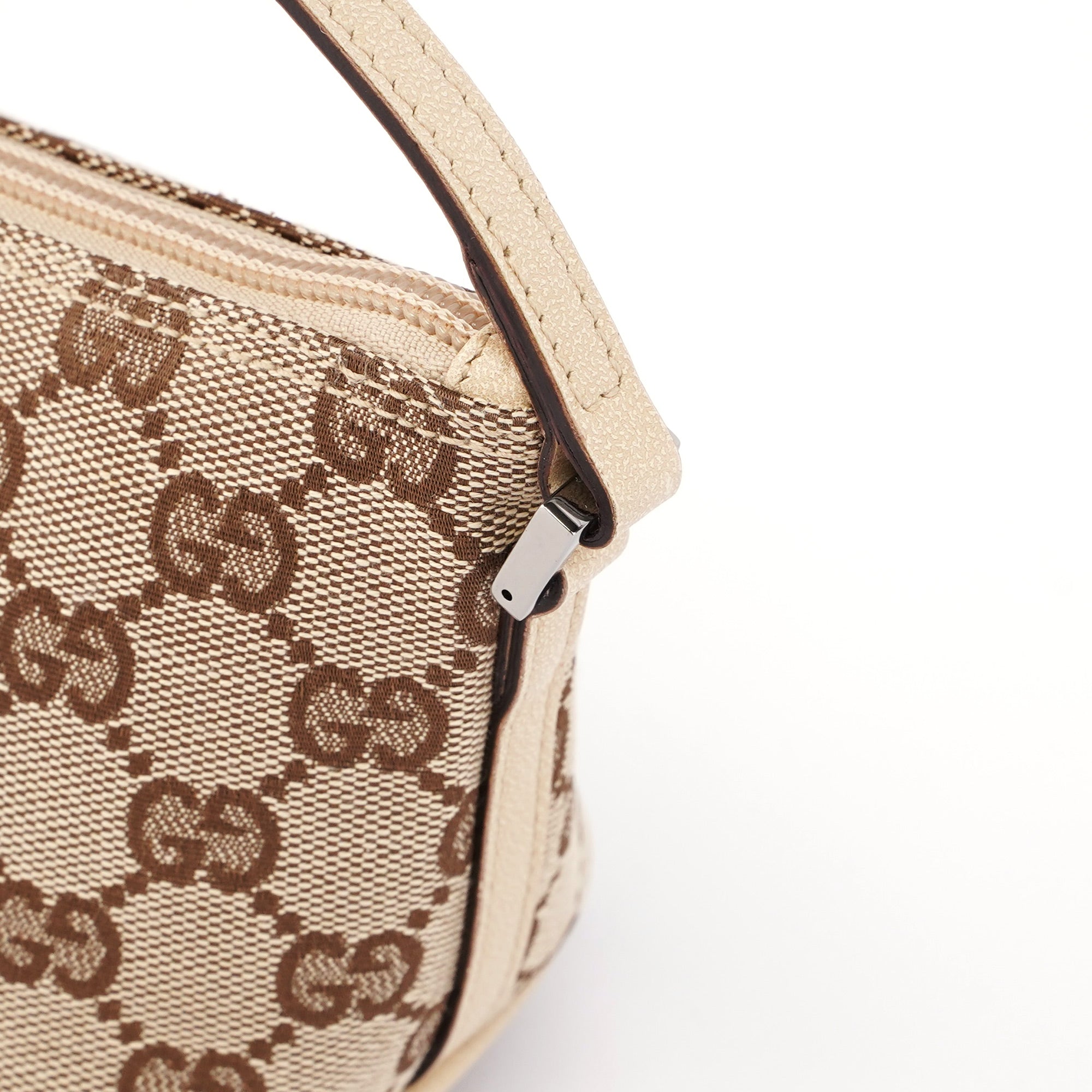 Gucci 07198 Beige GG Boat Pochette