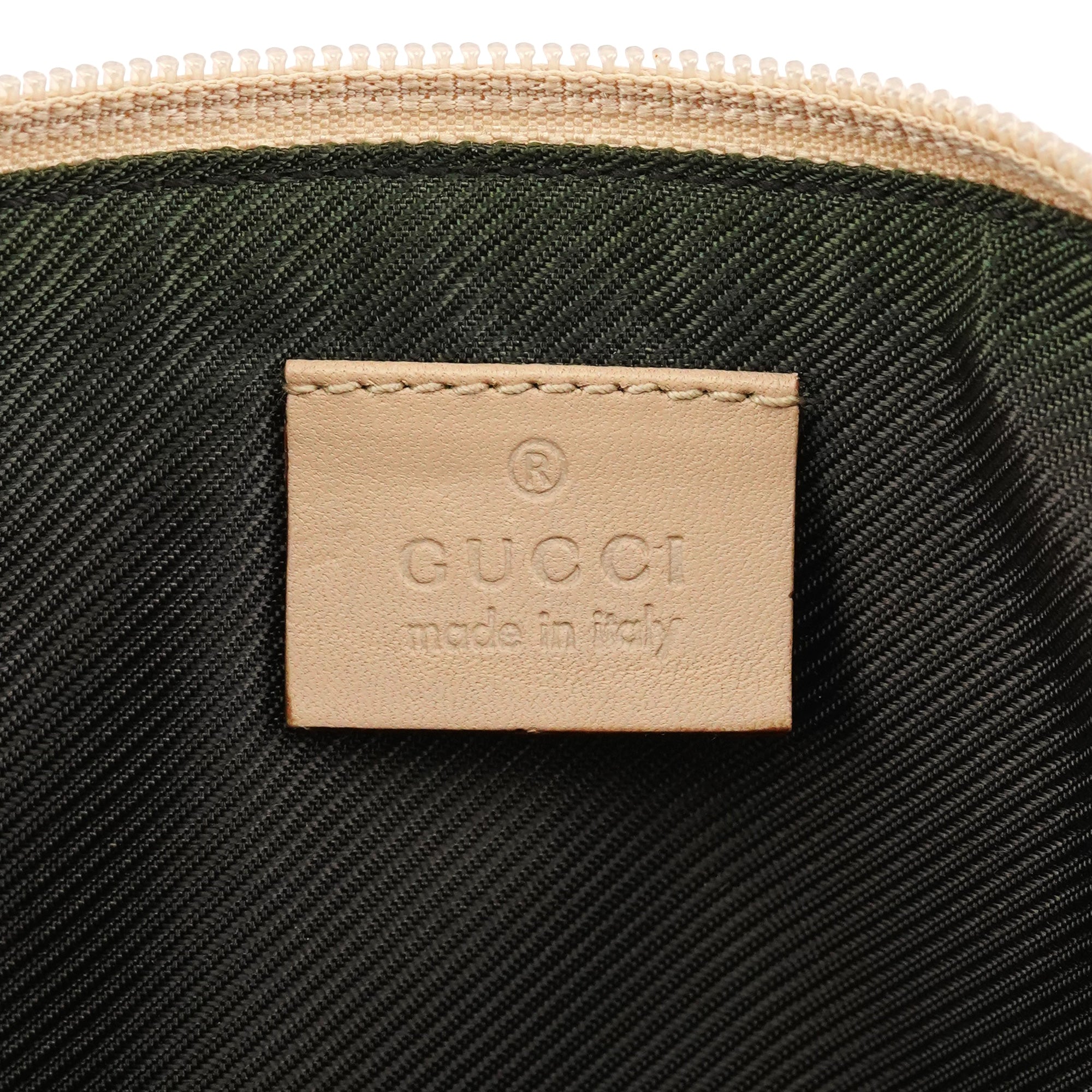 Gucci 07198 Beige GG Canvas Boat Pochette