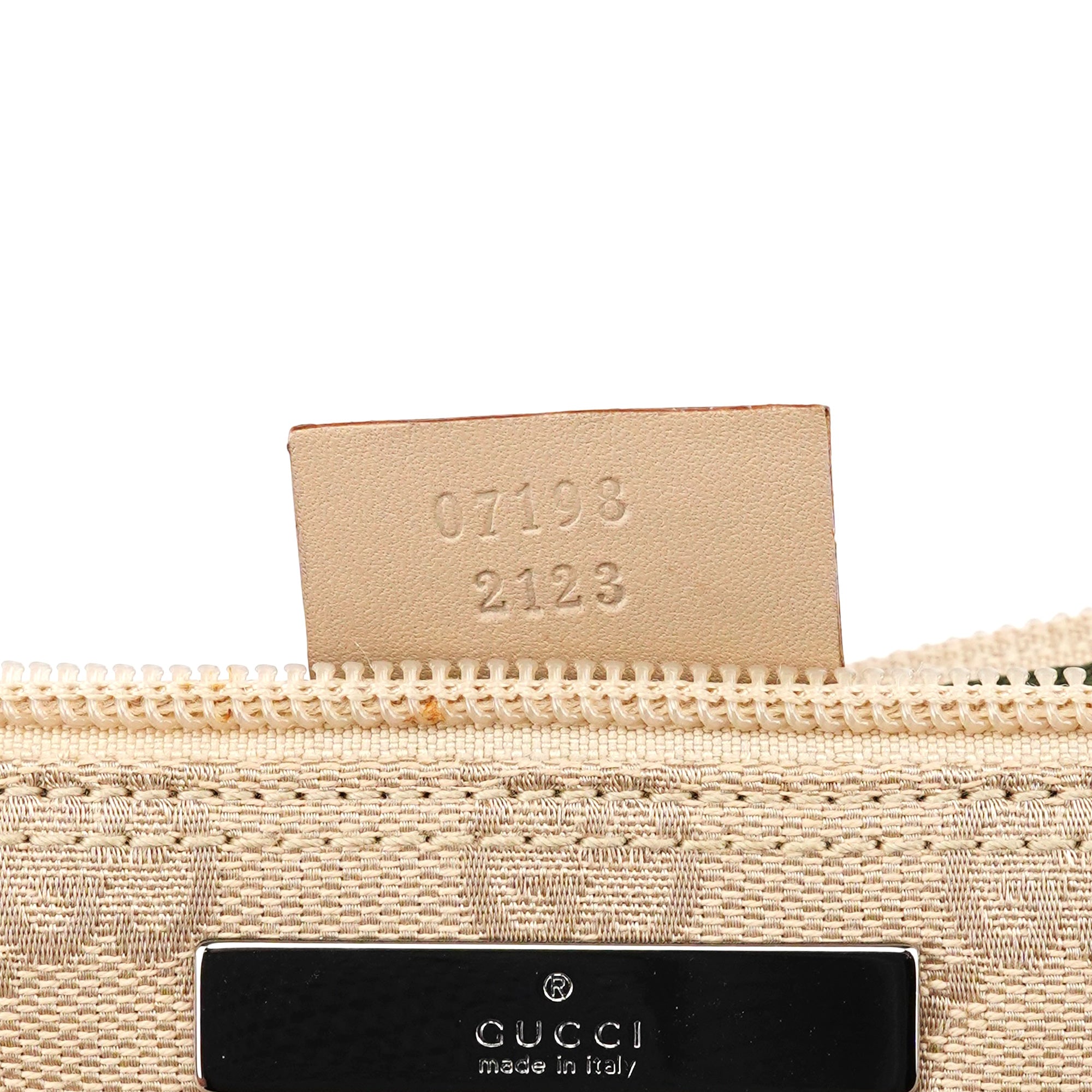 Gucci 07198 Beige GG Canvas Boat Pochette