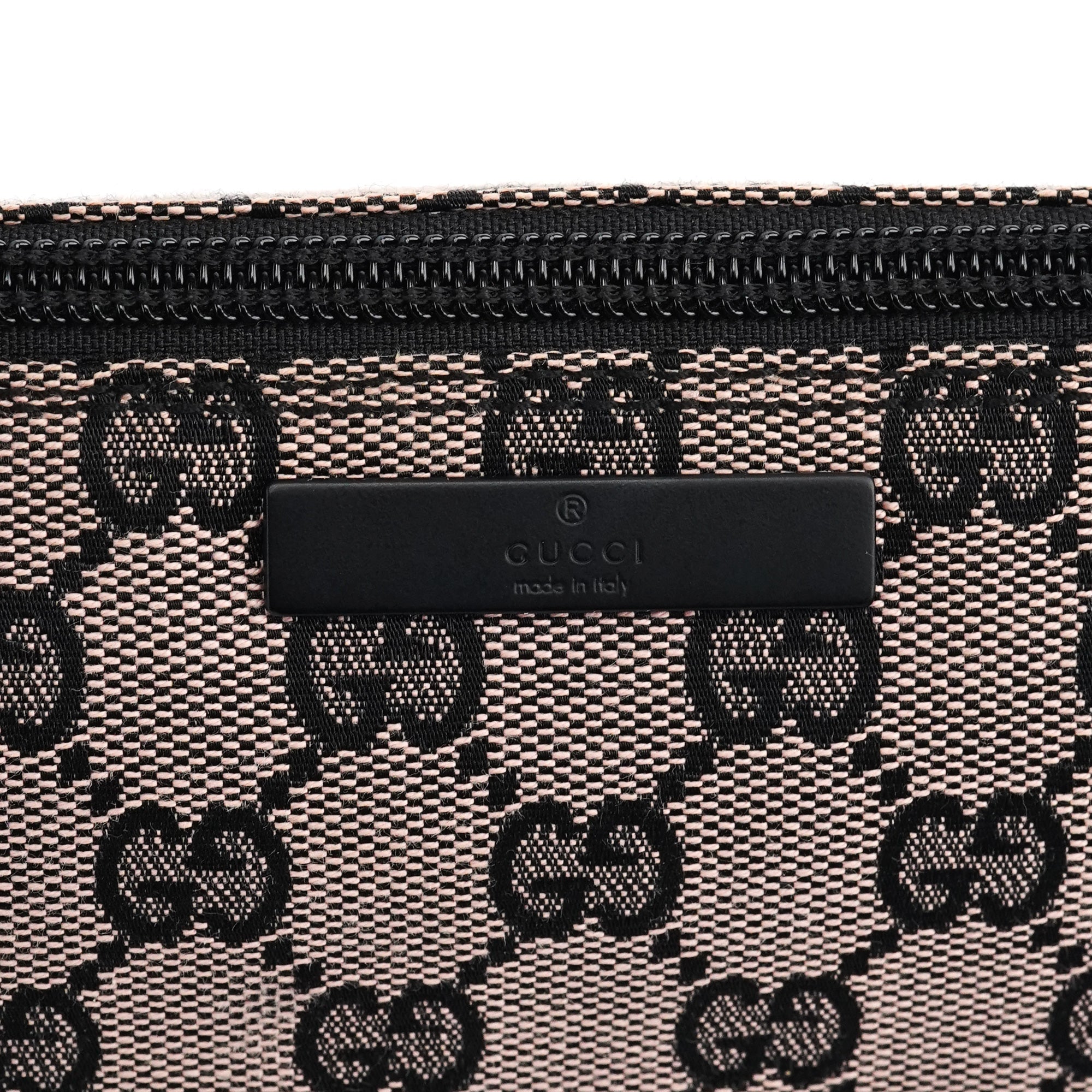 Gucci 07198 Beige Matte Black GG Boat Pochette