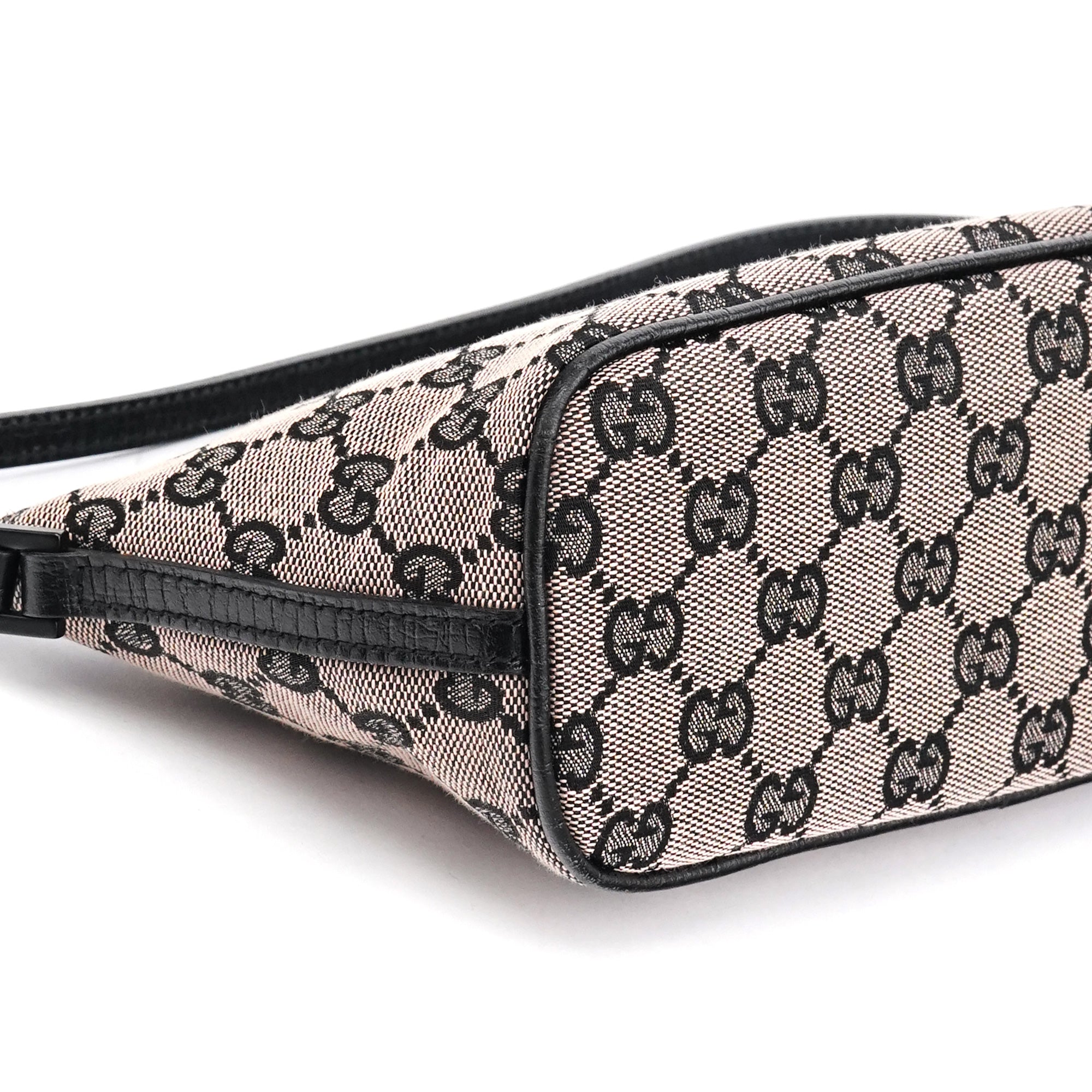 Gucci 07198 Beige Matte Black GG Boat Pochette