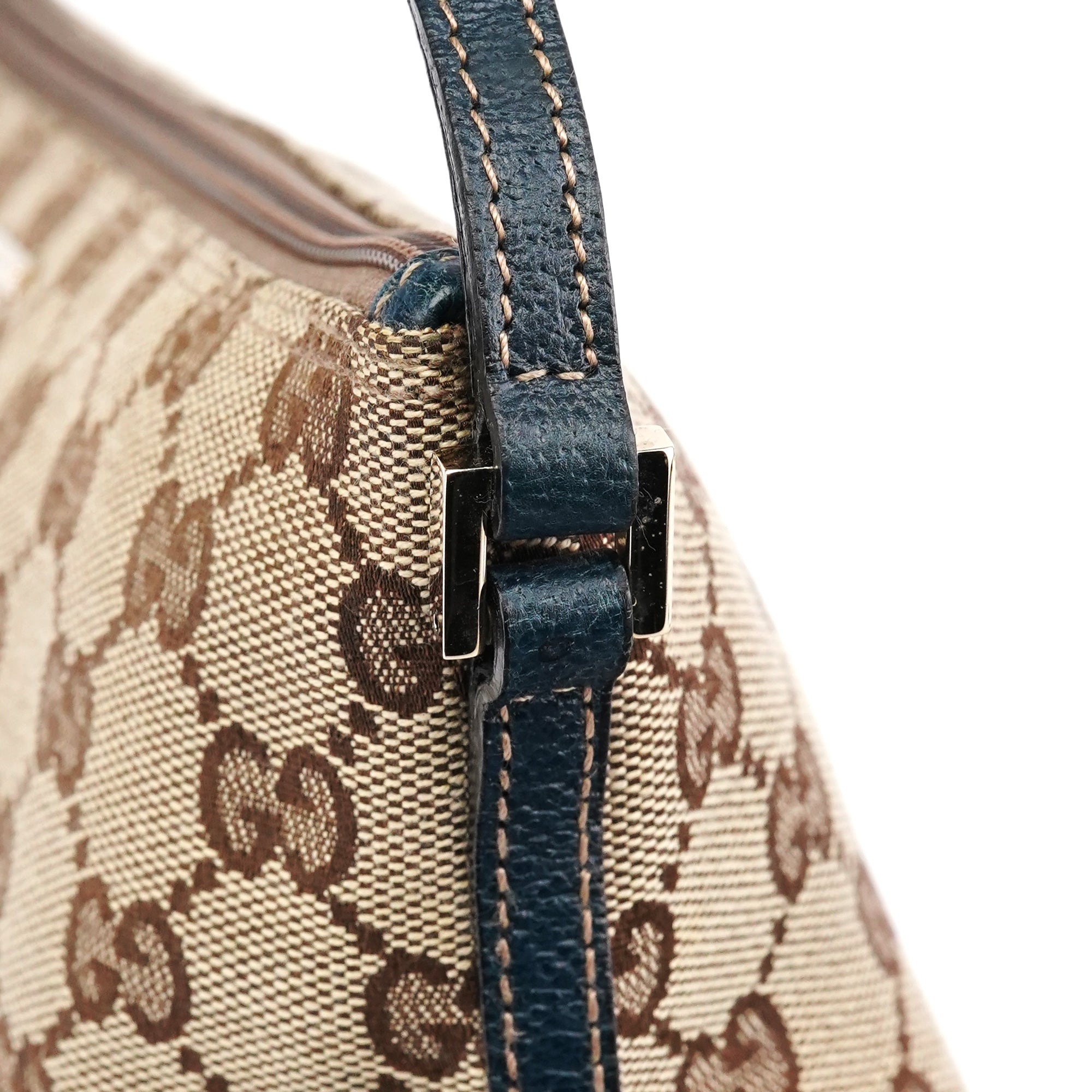 Gucci 07198 Beige Navy GG Boat Pochette
