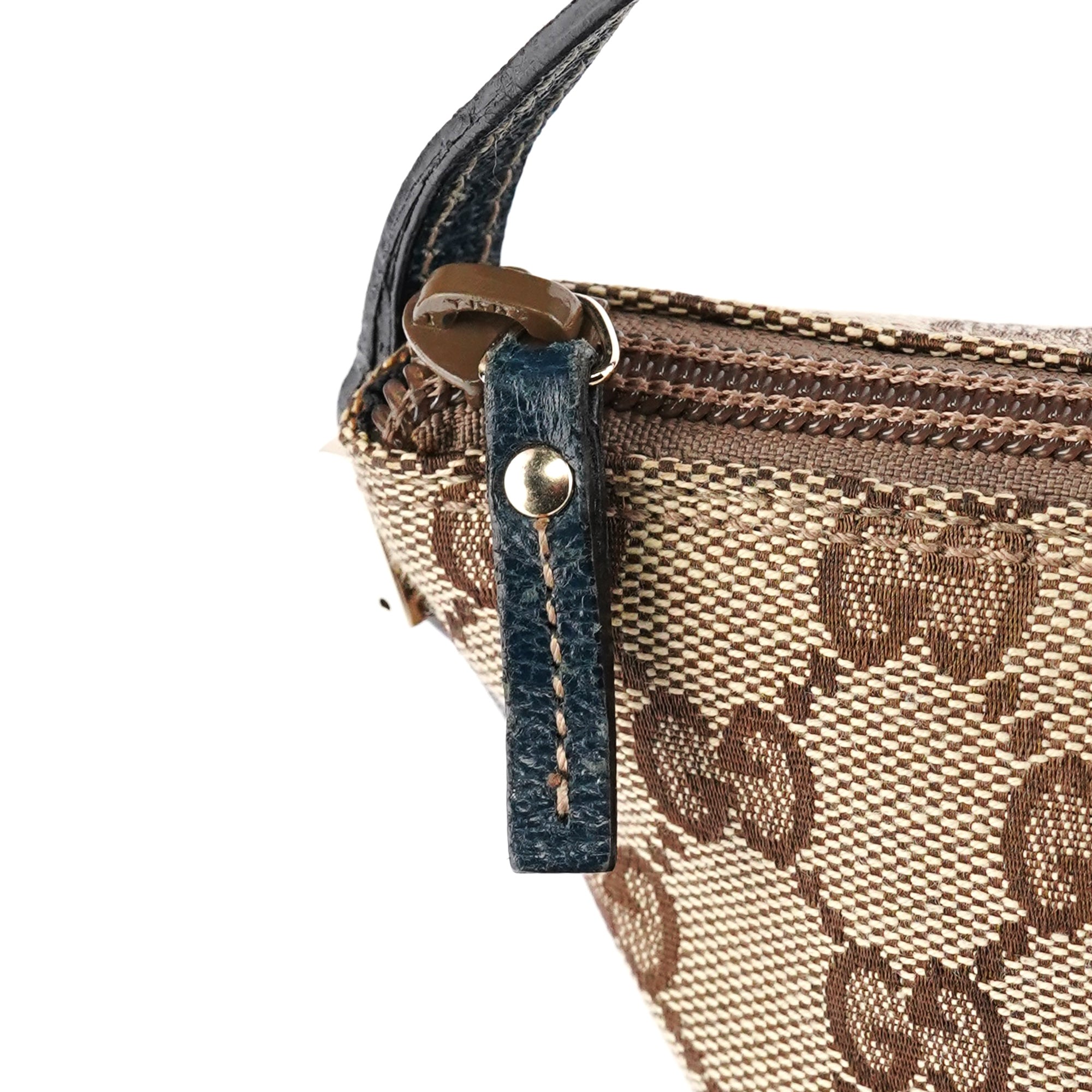 Gucci 07198 Beige Navy GG Boat Pochette