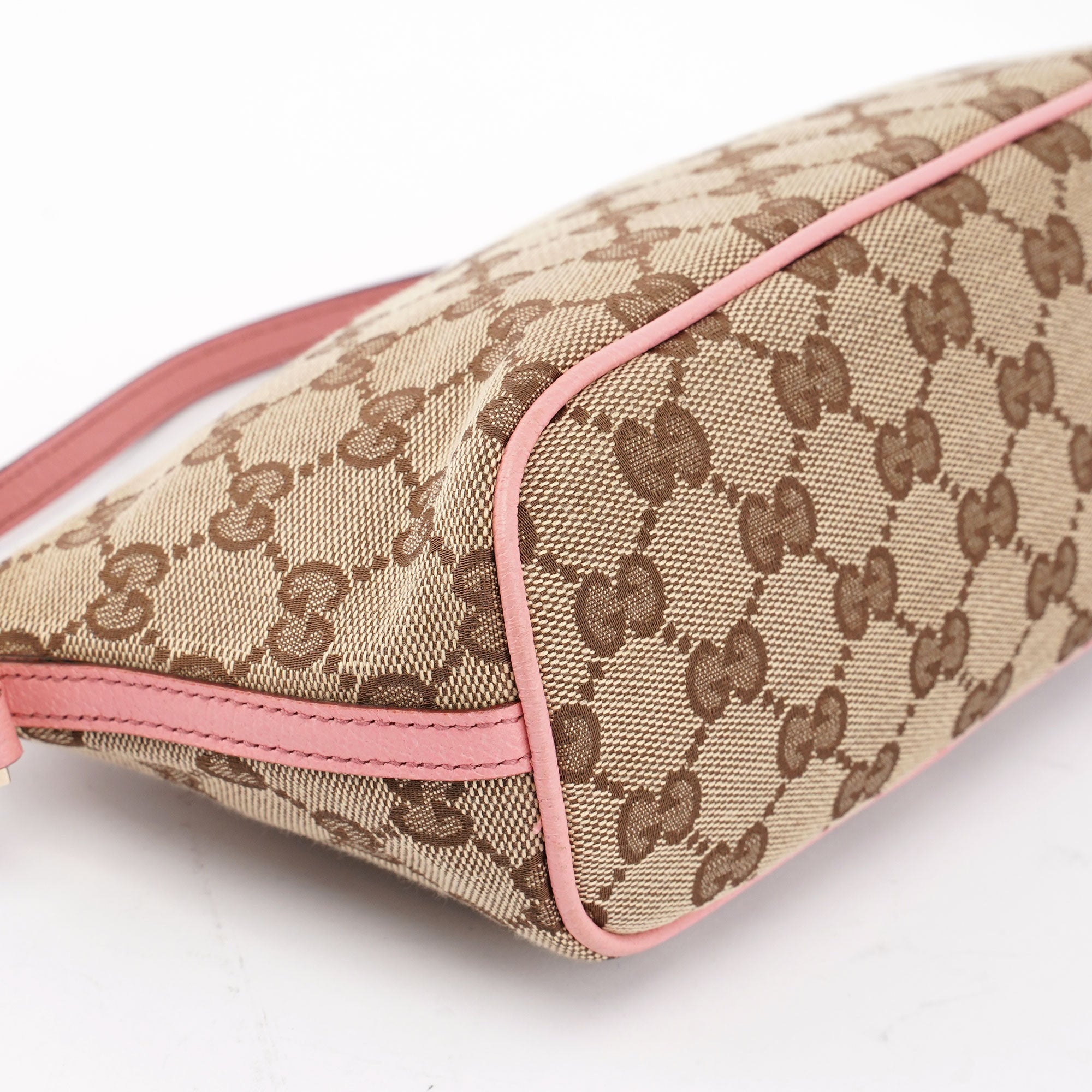 Gucci 07198 Beige Pink GG Boat Pochette