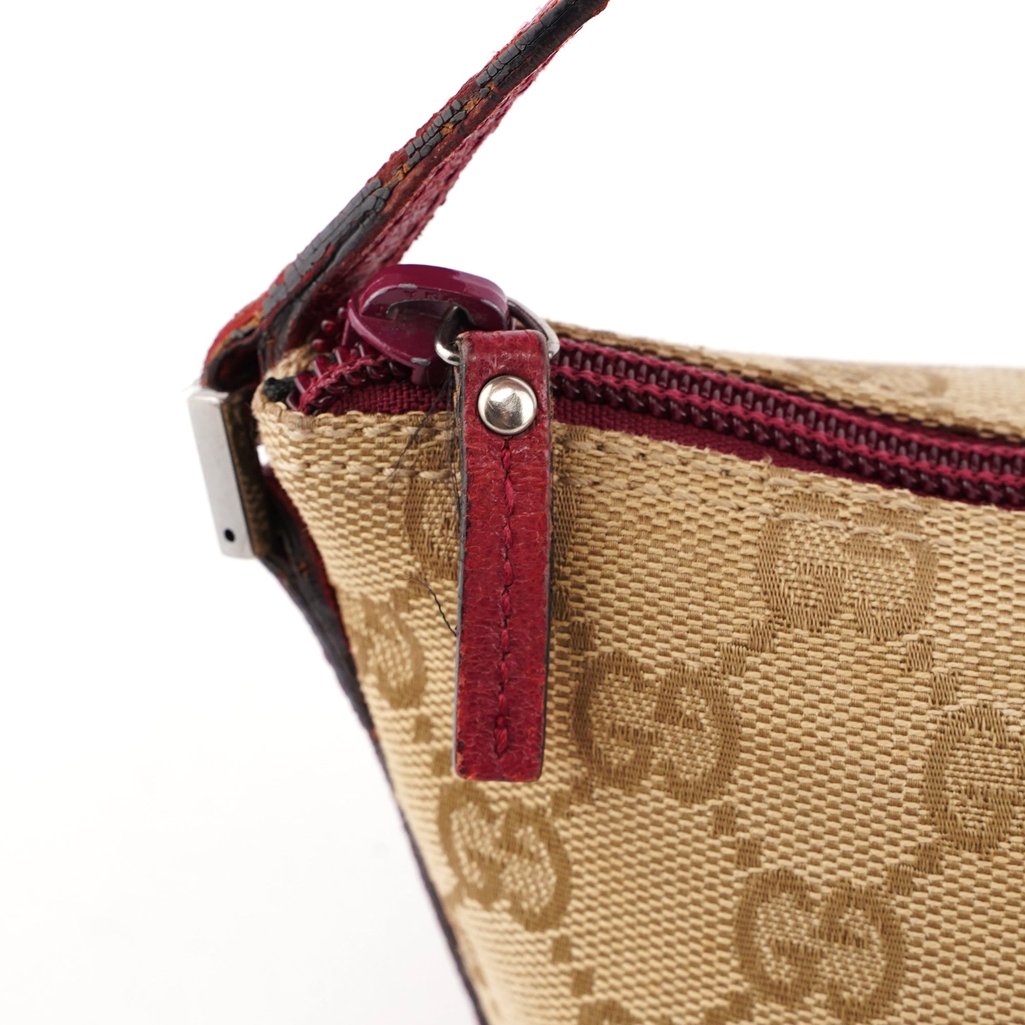 Gucci 07198 Beige Red GG Boat Pochette