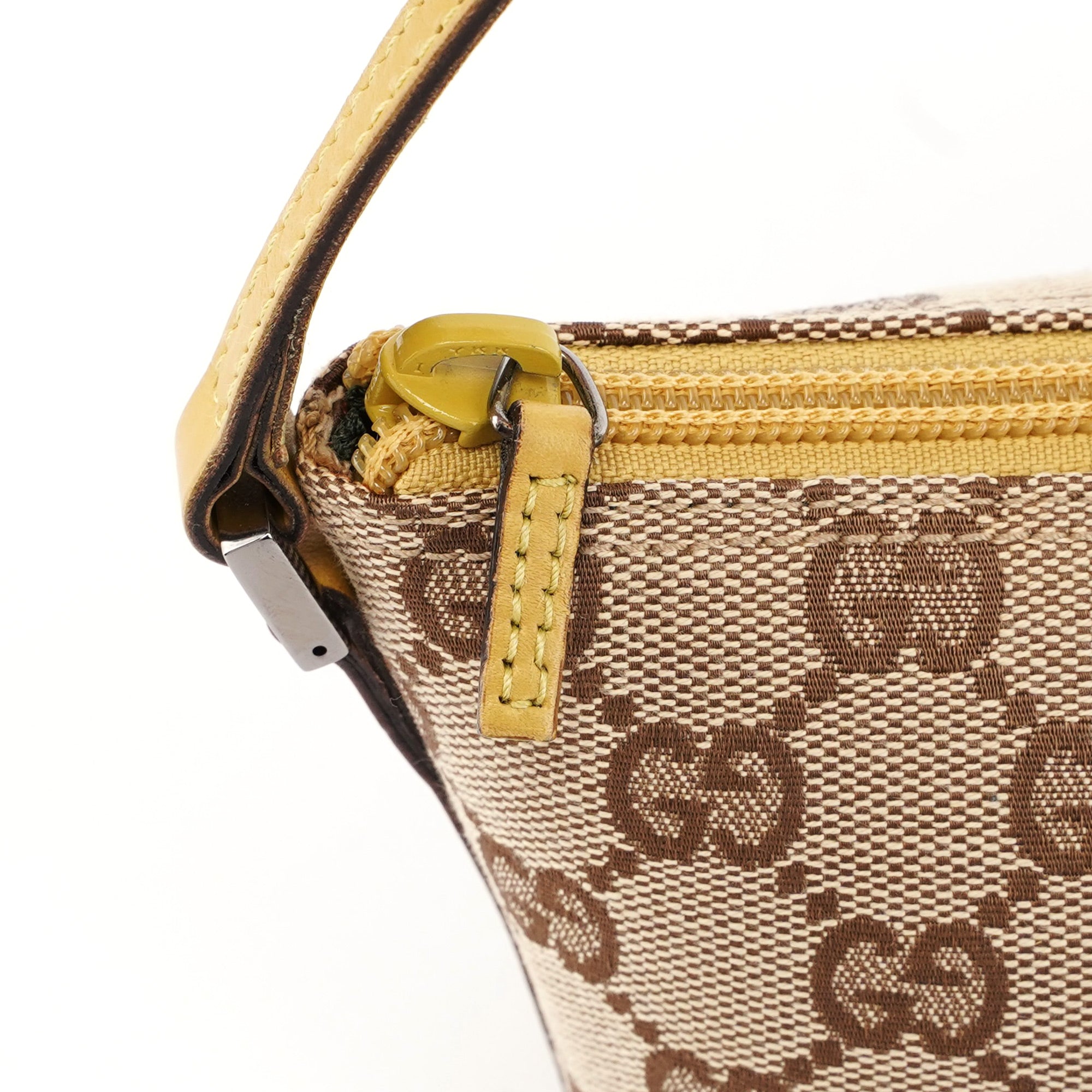 Gucci 07198 Beige Yellow GG Boat Pochette