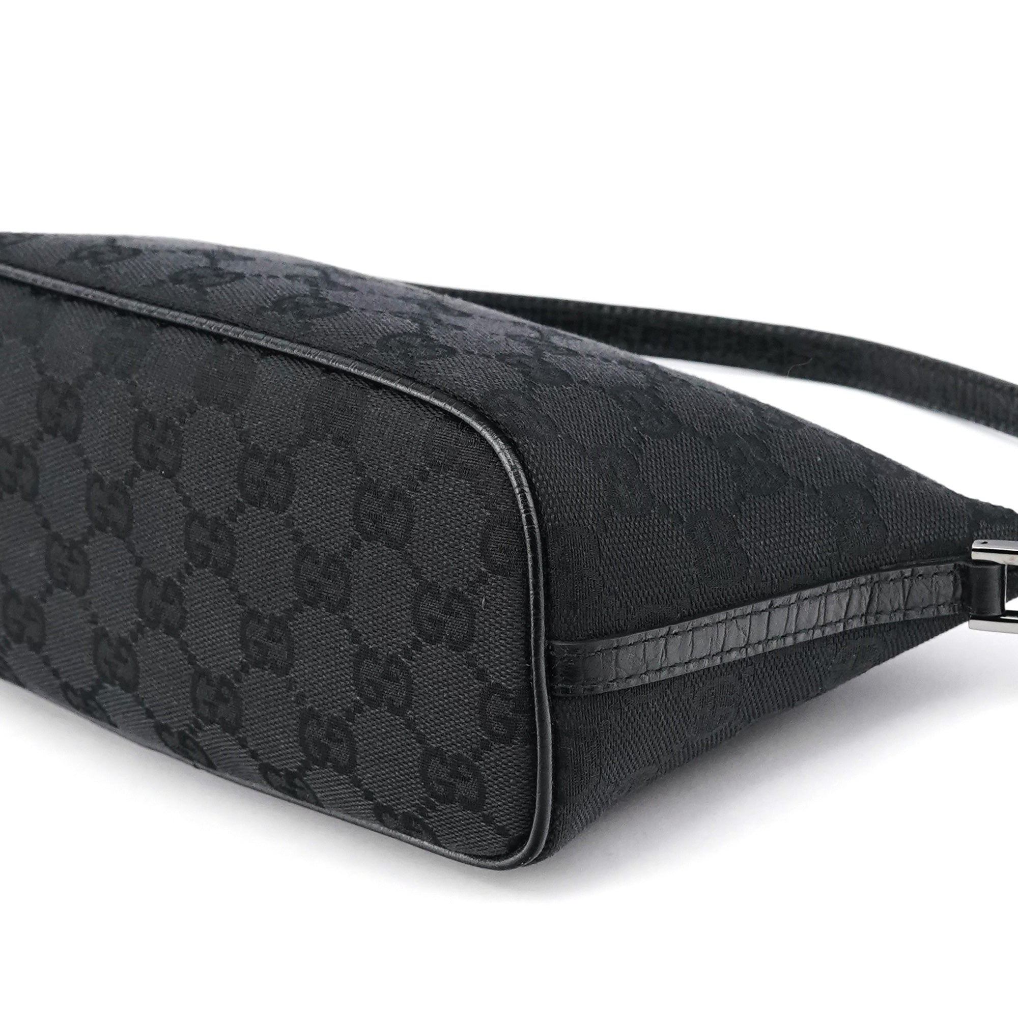 Gucci 07198 Black GG Boat Pochette