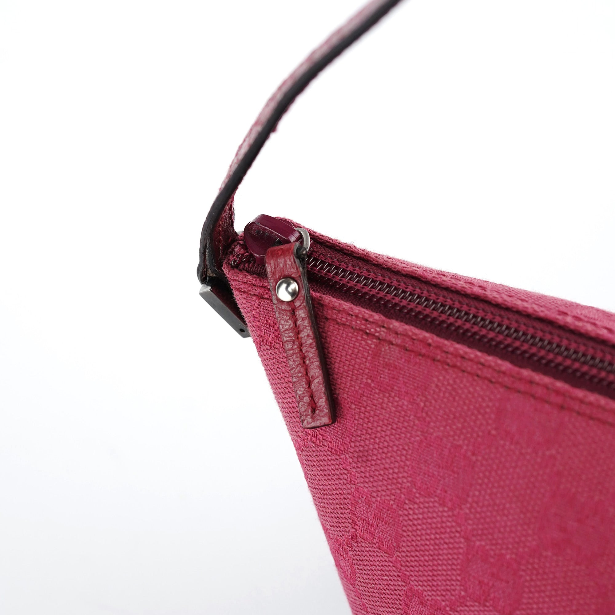 Gucci 07198 Pink GG Boat Pochette