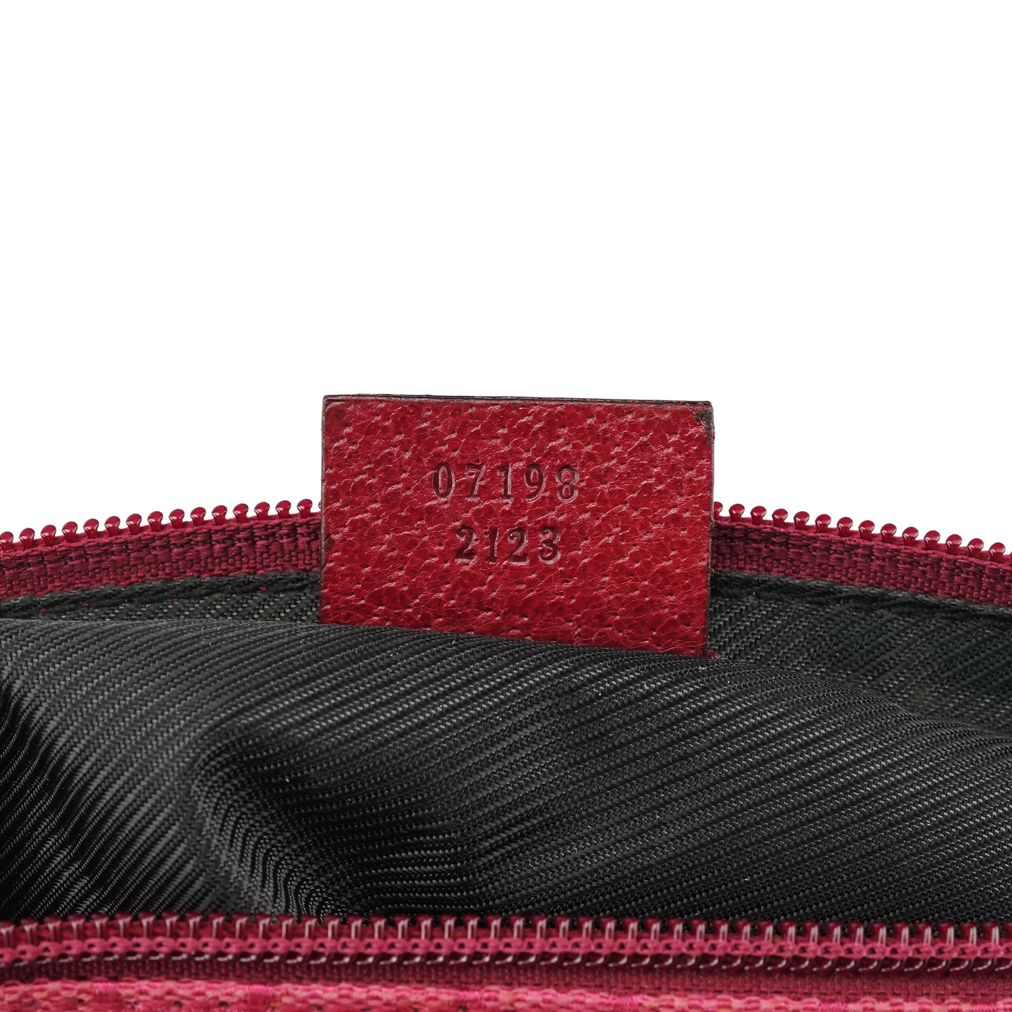 Gucci 07198 Pink GG Boat Pochette