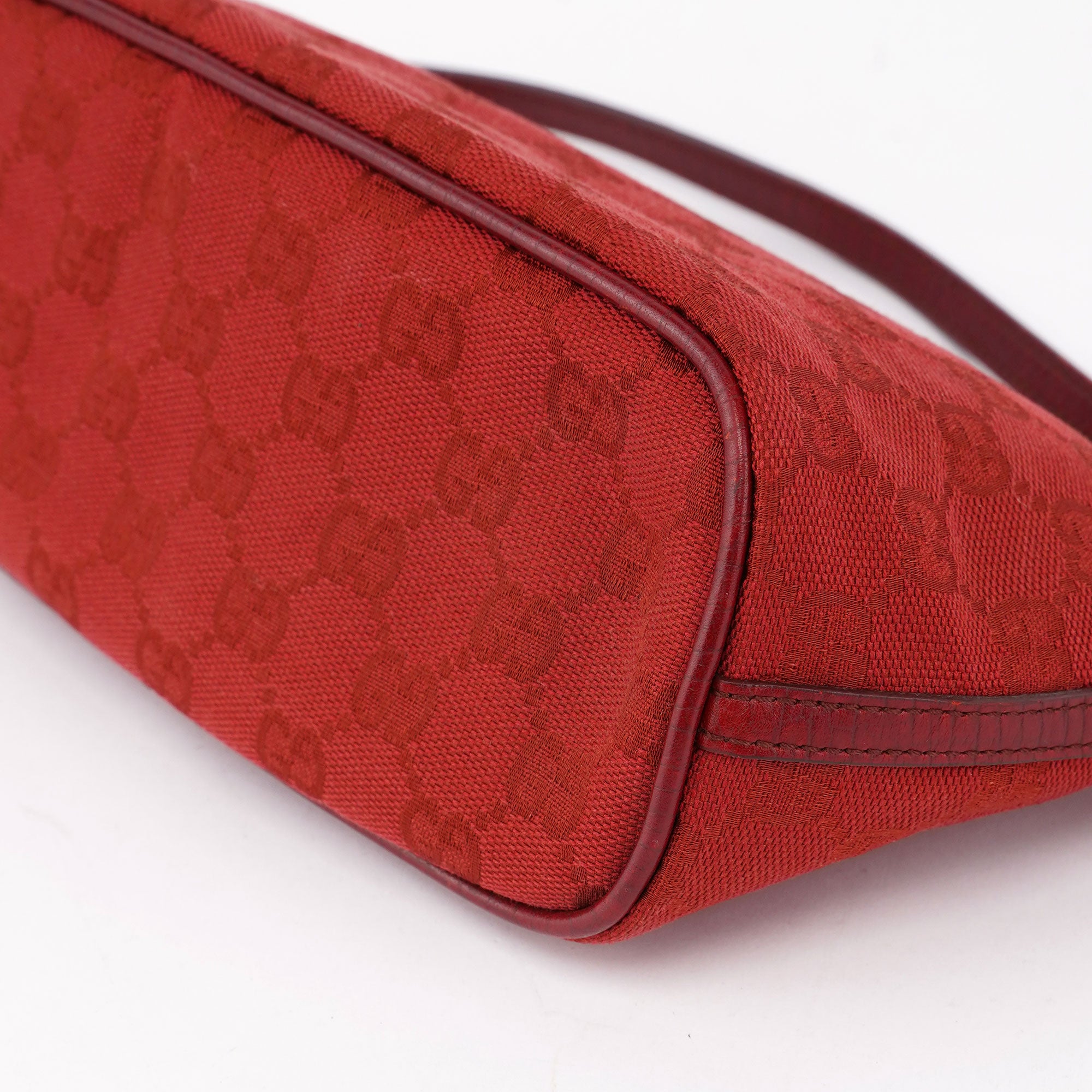 Gucci 07198 Red GG Boat Pochette