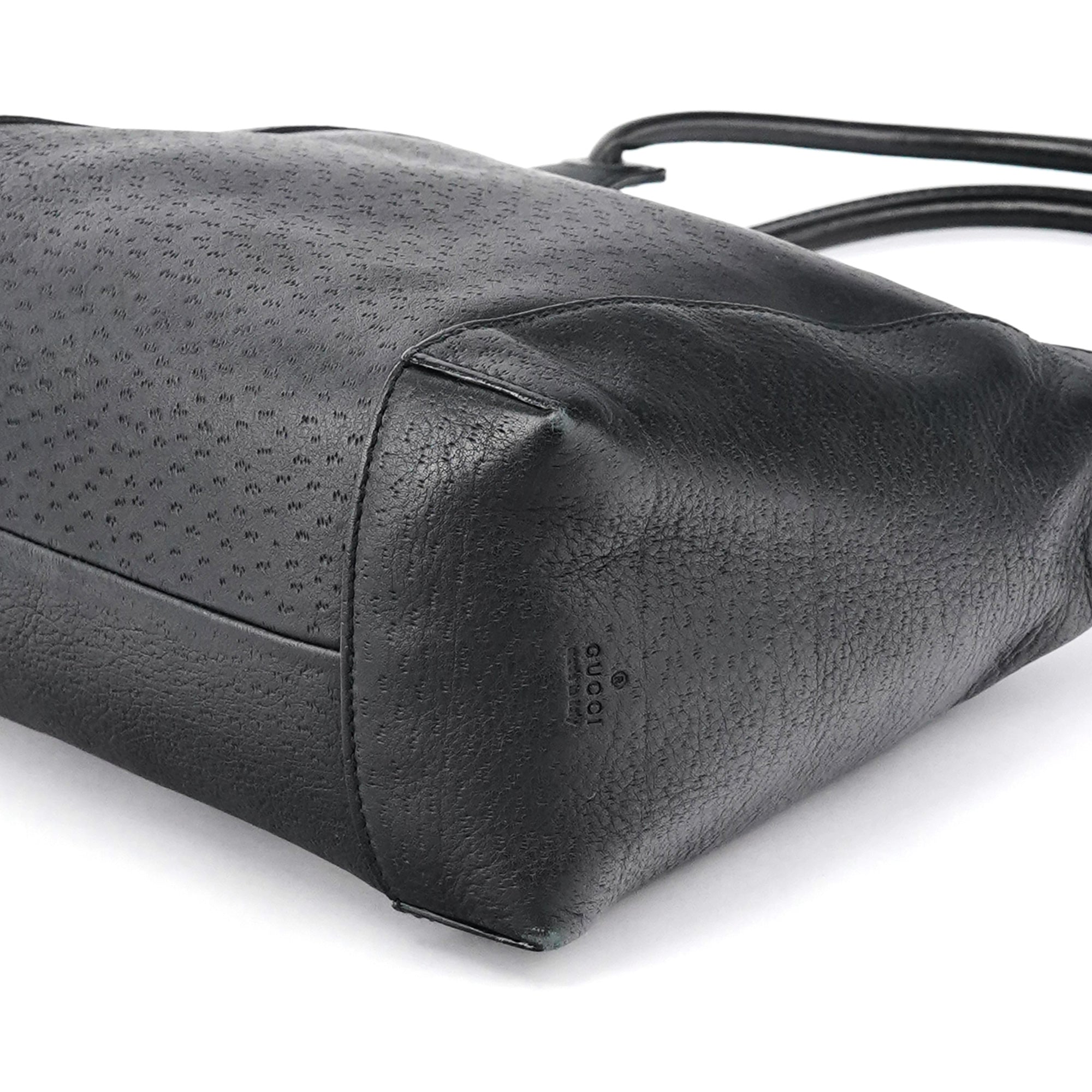 Gucci 101333 Sac hobo en cuir noir