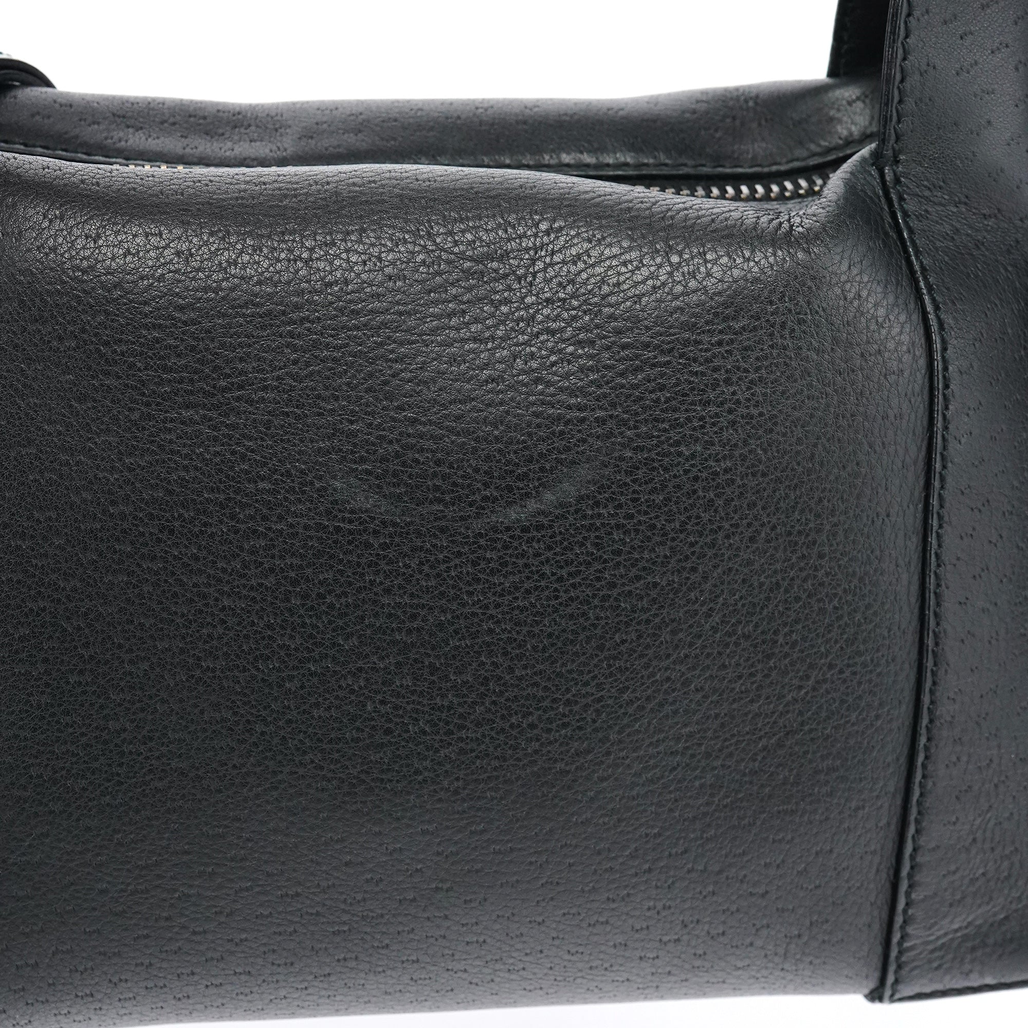 Gucci 101333 Black Textured Leather Shoulder Bag