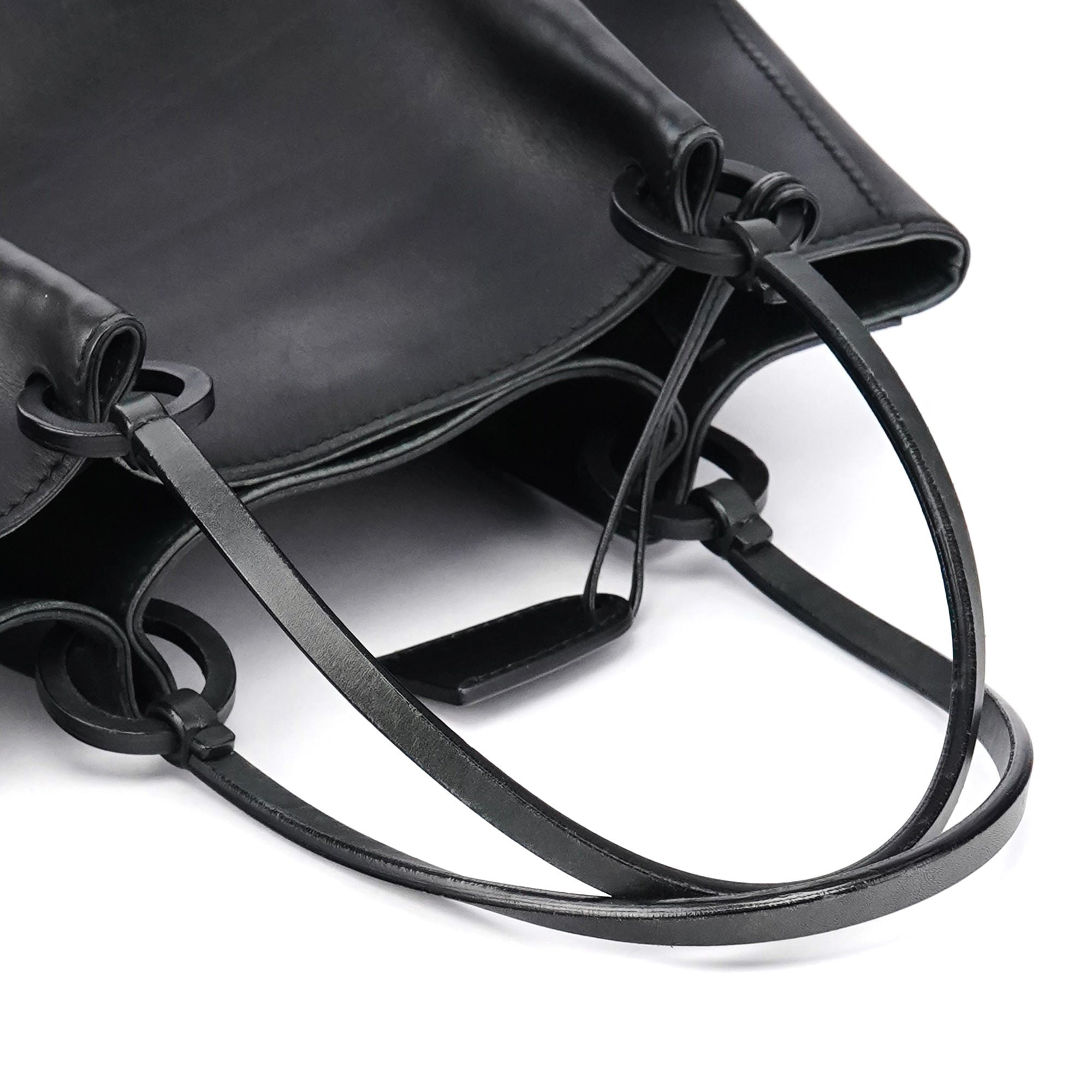 Gucci 101919 Sac cabas à anneaux en cuir noir