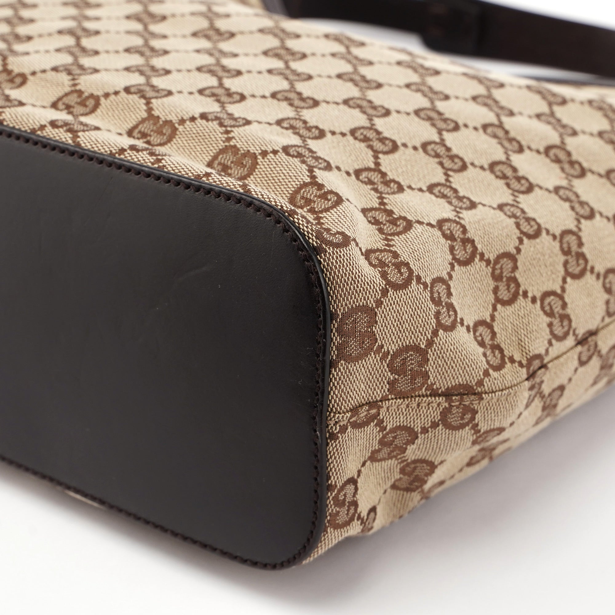 Gucci 106242 Sac porté épaule GG en toile GG beige et marron