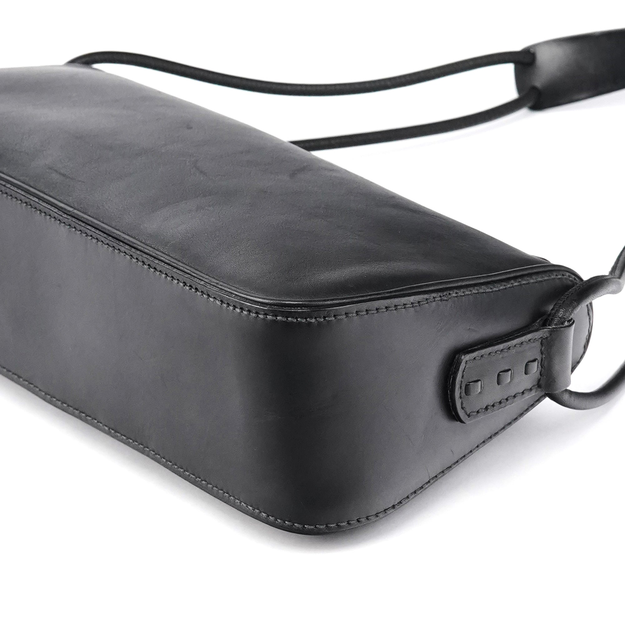 Gucci 106383 Sac hobo en cuir noir