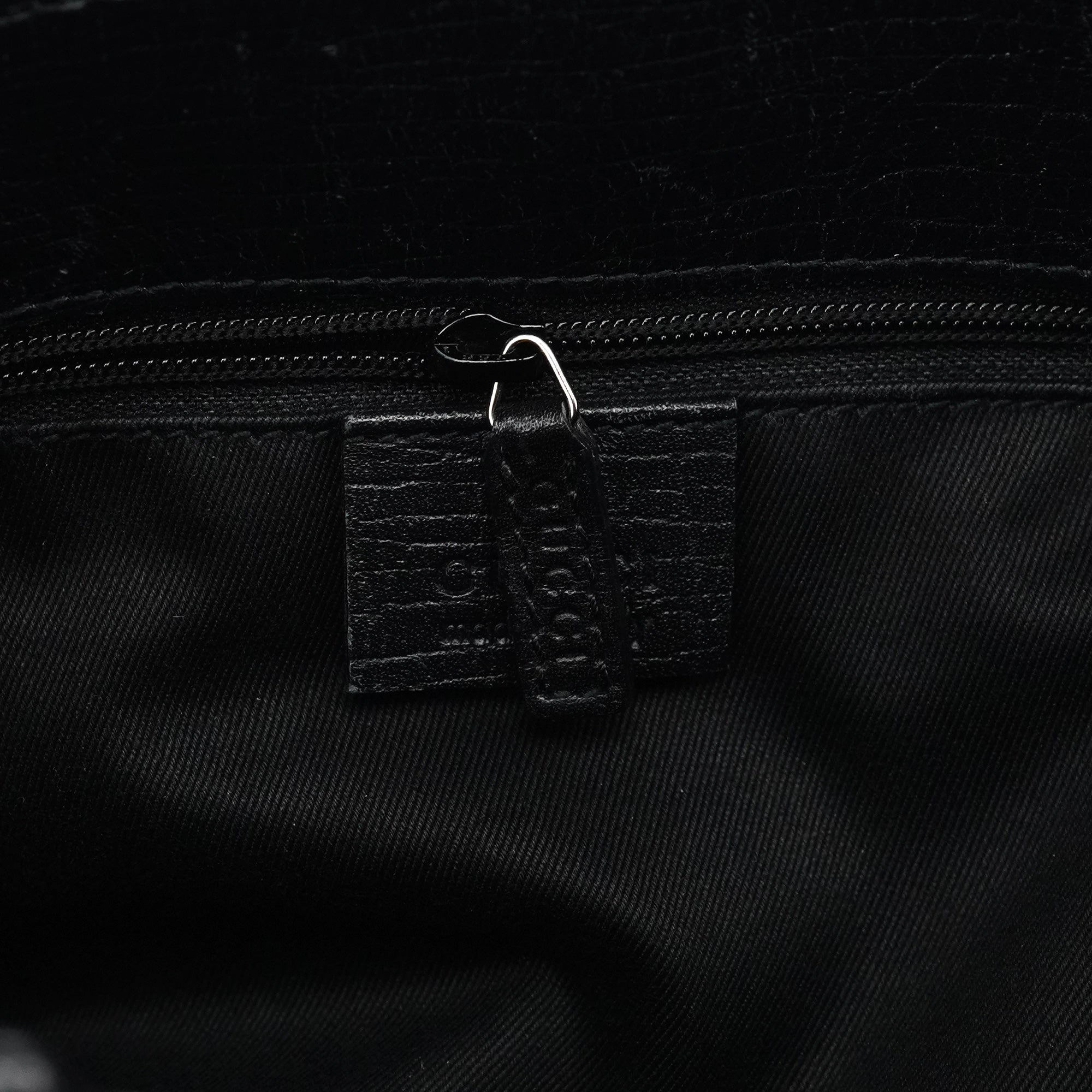 Gucci 107757 Black GG Leather Tote Bag
